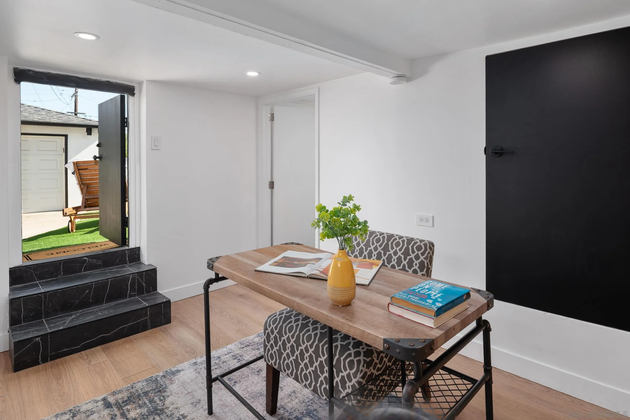 https://cdn.realtyfeed.com/cdn/127/260011399/553818981db9d63e3b52522117d33844.webp