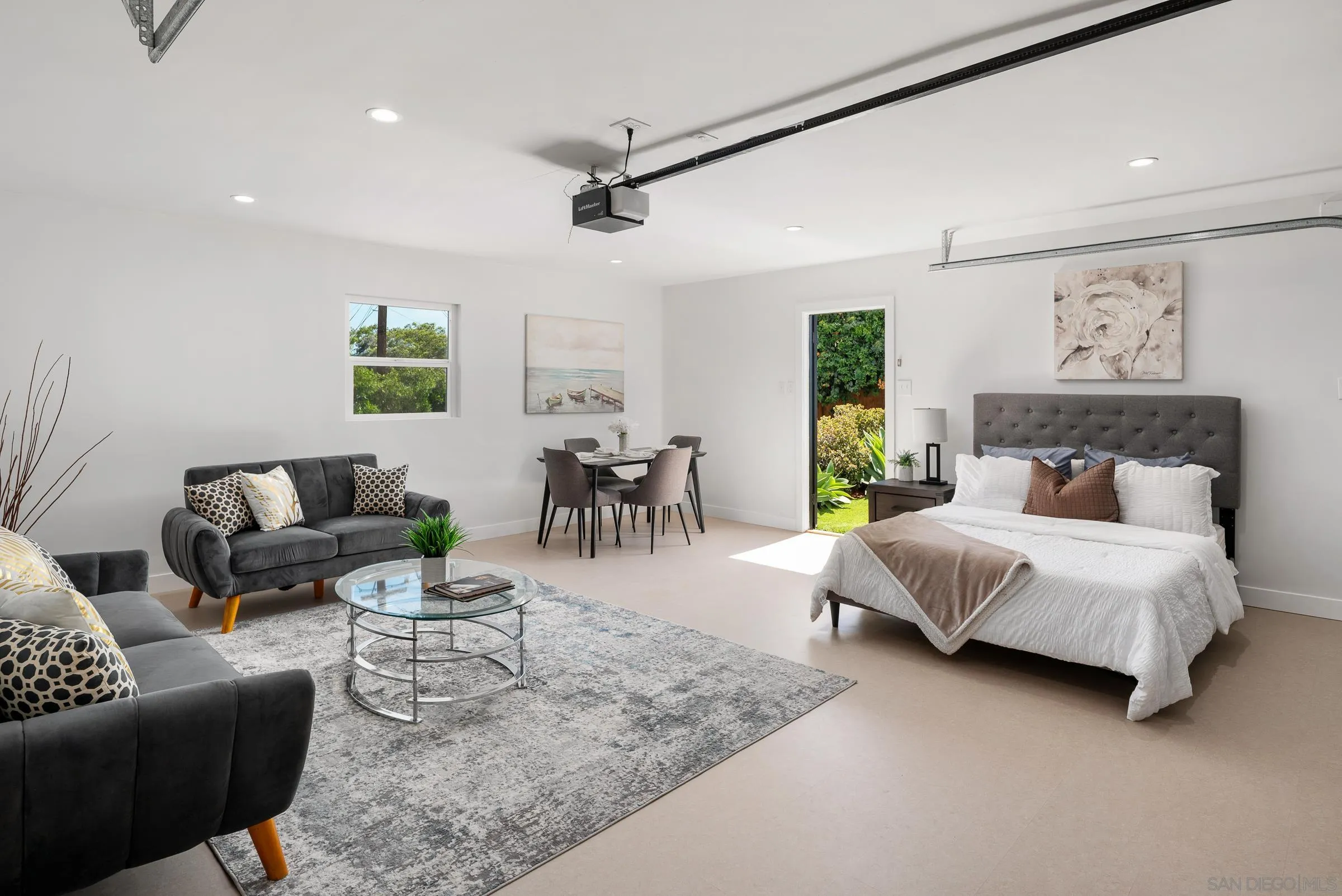https://cdn.realtyfeed.com/cdn/127/260011399/87a765d5af7692b4dbf341c06ad5f4e0.webp