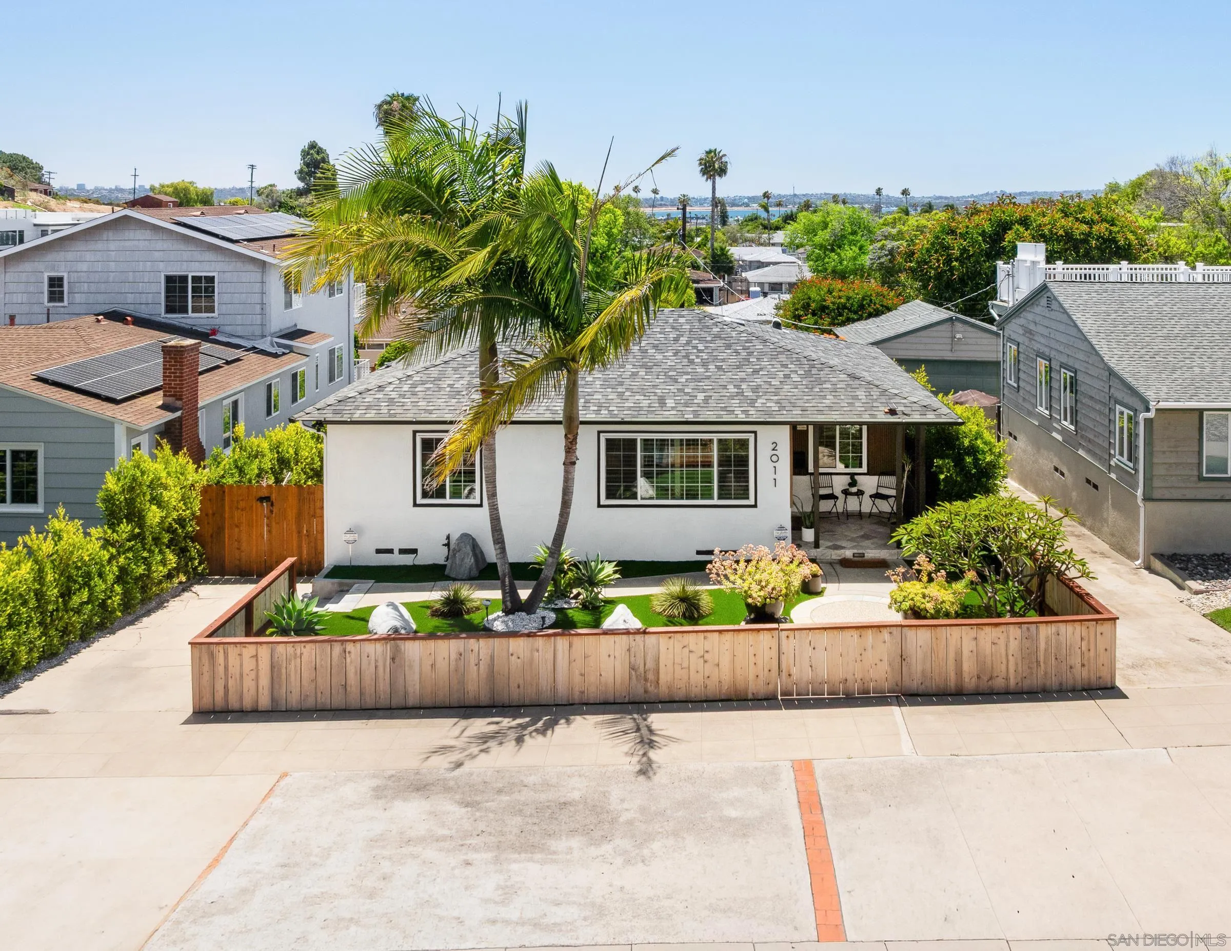 https://cdn.realtyfeed.com/cdn/127/260011399/8e2ee3073fa6249cd042e83ff6c433bd.webp