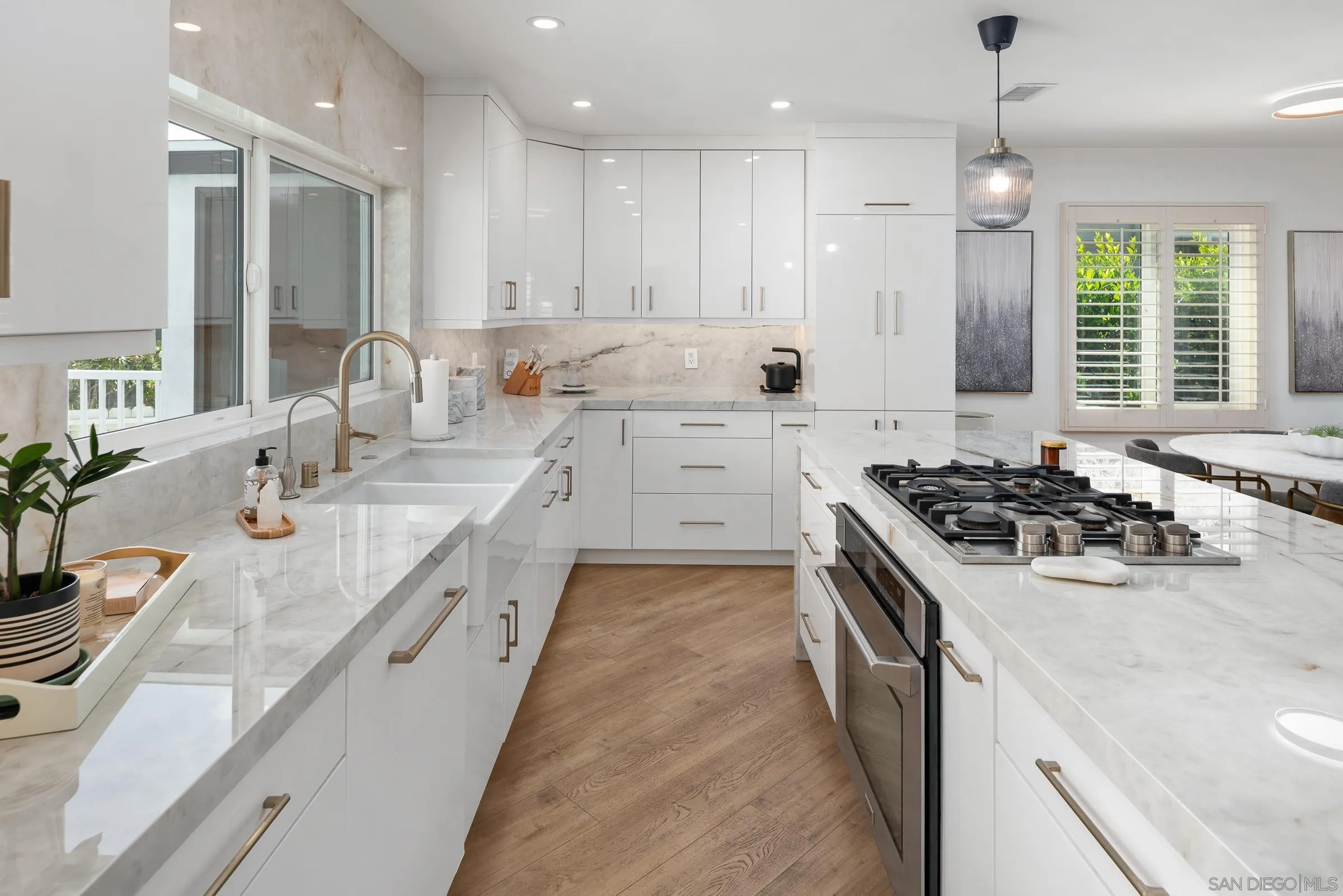 https://cdn.realtyfeed.com/cdn/127/260011399/ecf3dbbfa1e4c280ea338cf6bb4e69aa.webp