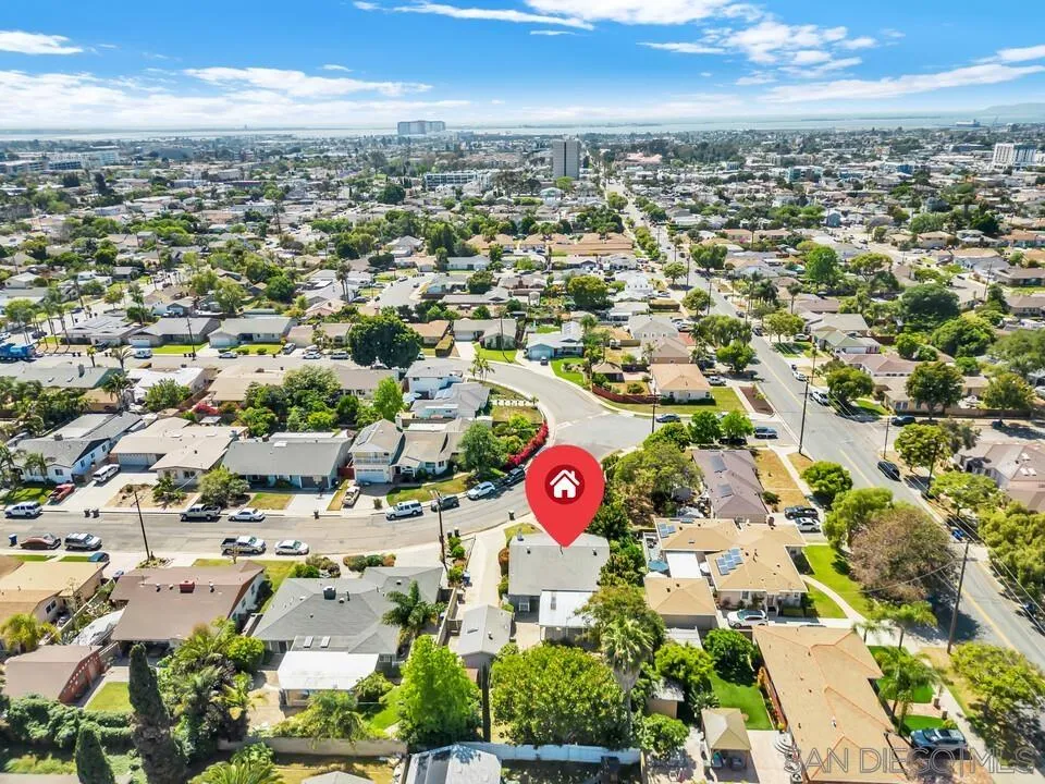 https://cdn.realtyfeed.com/cdn/127/260011400/29cc53d047f2390755e7ad56a9890dc2.webp