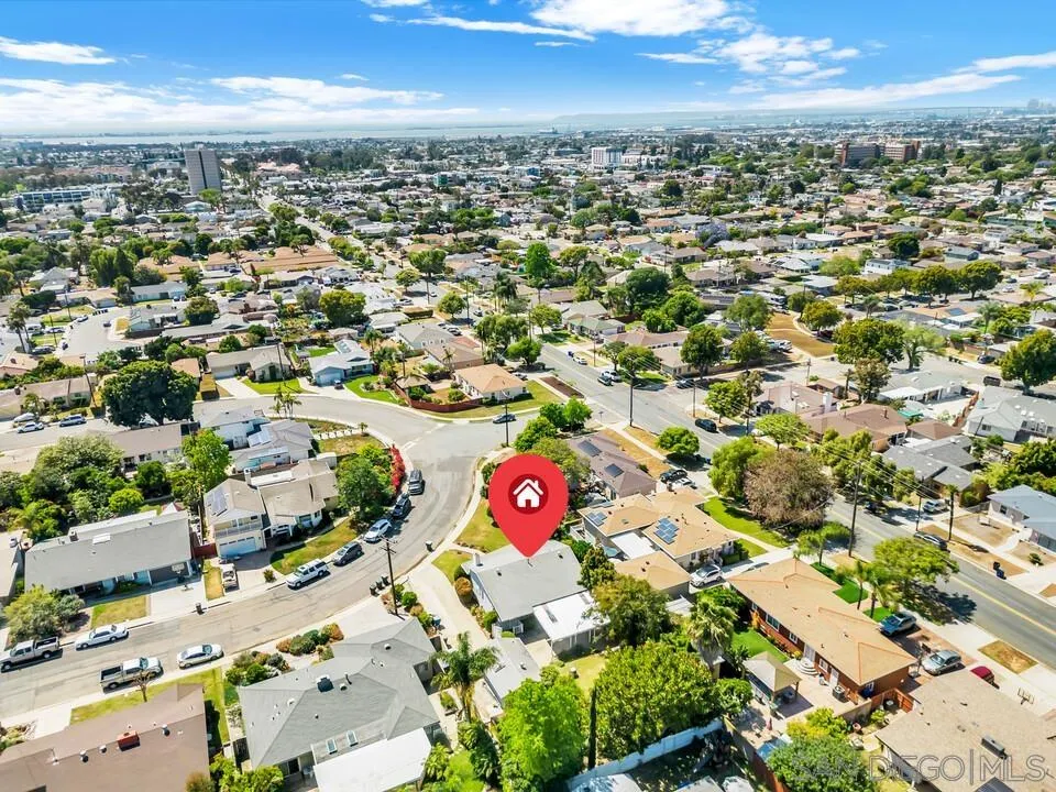 https://cdn.realtyfeed.com/cdn/127/260011400/4300ad36e0234cd35a9f00b1e6e0dcf9.webp