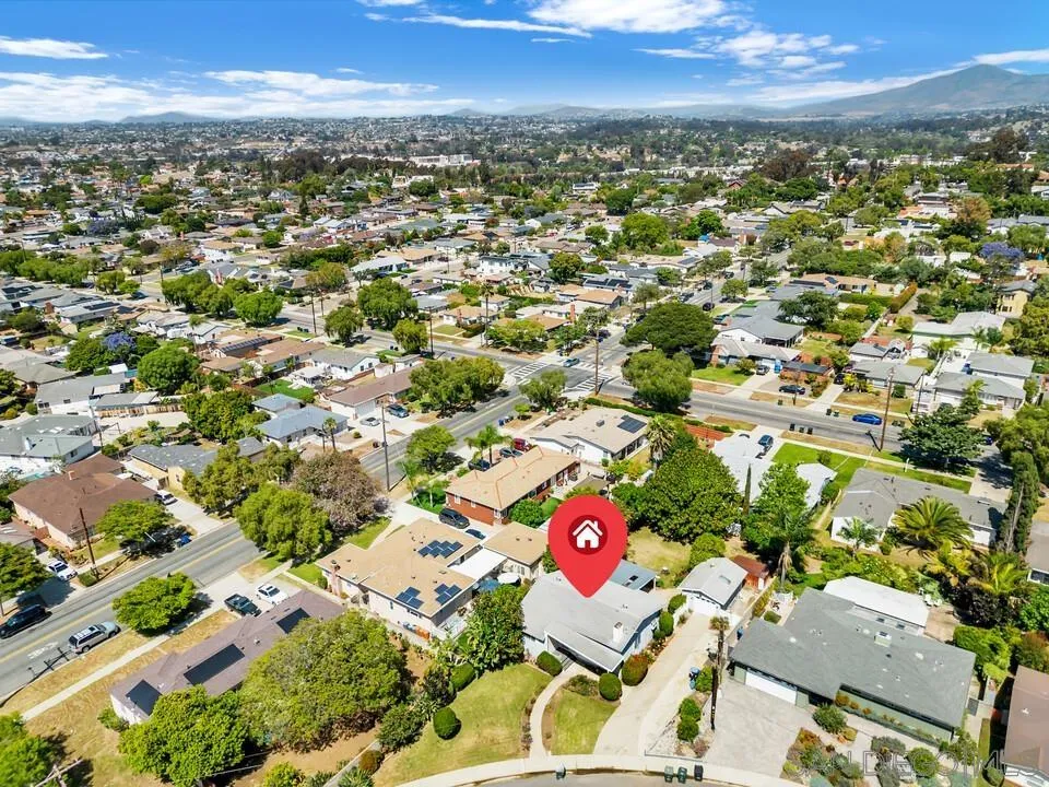 https://cdn.realtyfeed.com/cdn/127/260011400/7889f4dc9747fcb745cc2dc04657ac9a.webp
