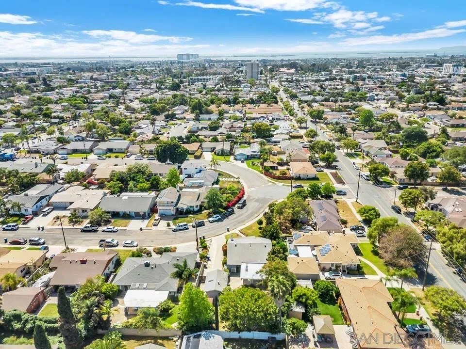 https://cdn.realtyfeed.com/cdn/127/260011400/80226619cdf6c72303034107894c5f01.webp