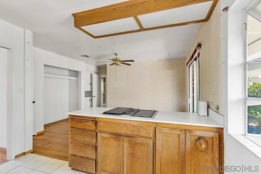 https://cdn.realtyfeed.com/cdn/127/260011400/872a160646b0b5b43c139525b4f28326.webp