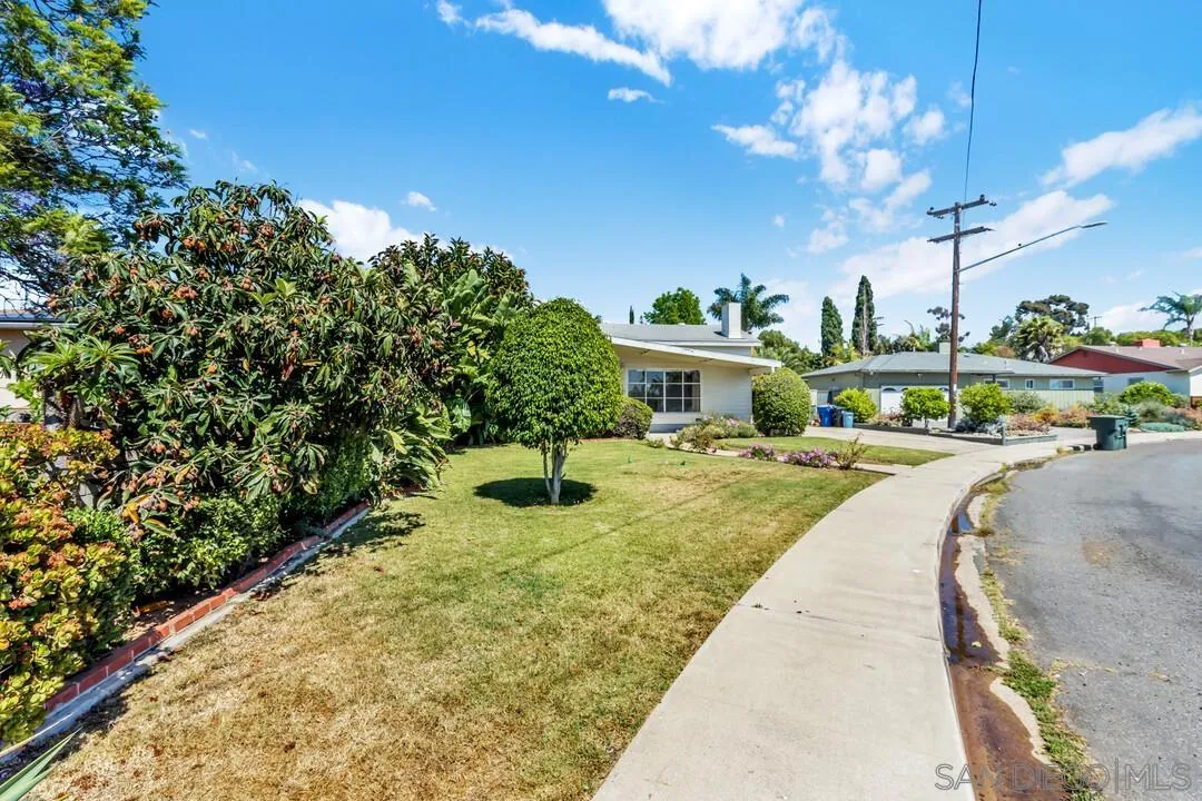 https://cdn.realtyfeed.com/cdn/127/260011400/c065f5ed2c1bc7e50a0c9b10d2dc9bf2.webp