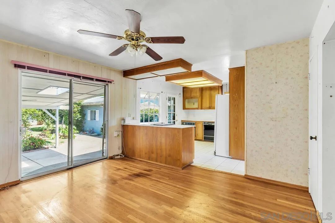 https://cdn.realtyfeed.com/cdn/127/260011400/c0b72854404eb5384efb8bf9ea1afae5.webp