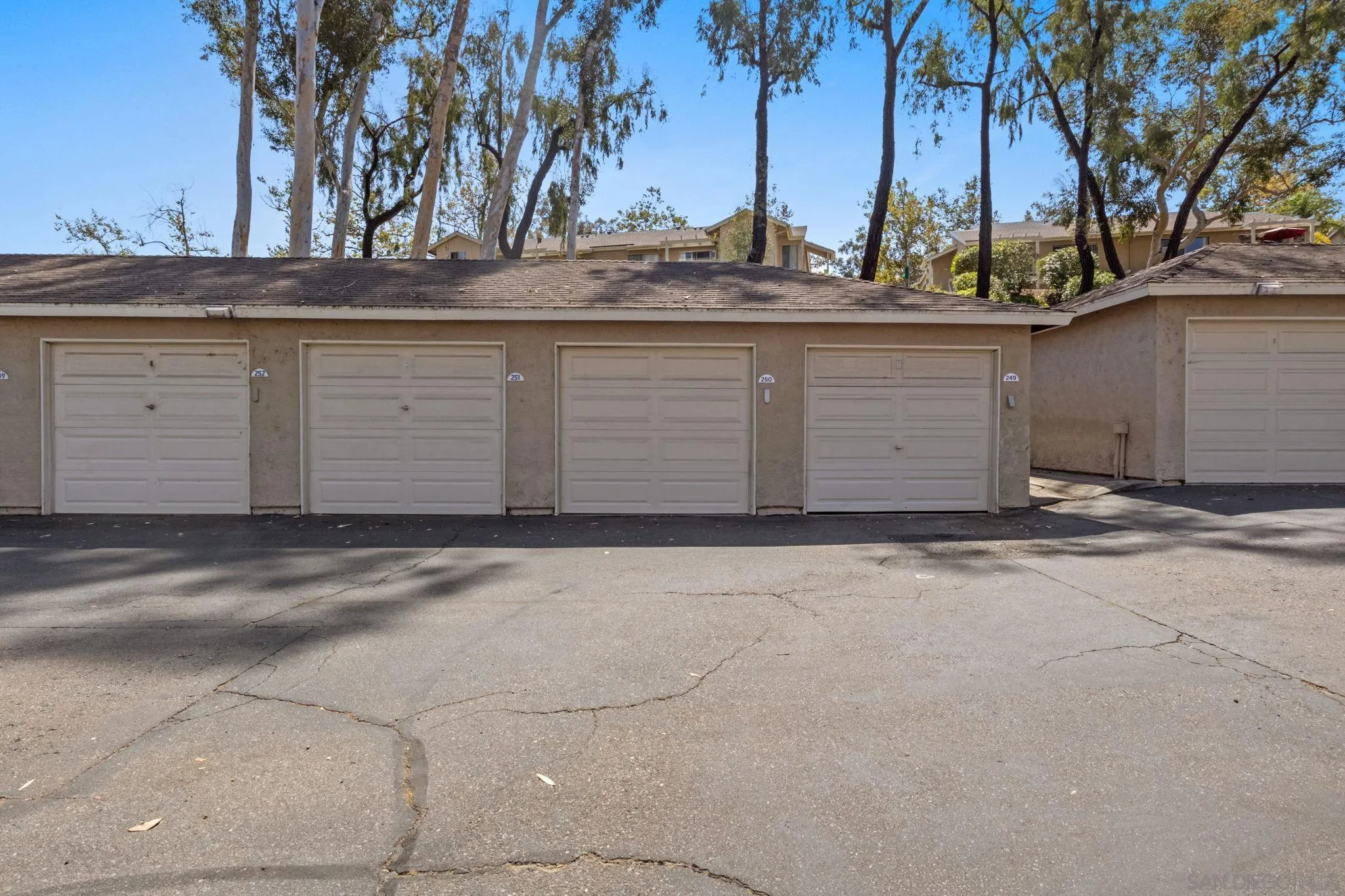 https://cdn.realtyfeed.com/cdn/127/260011404/4d23967fd5af9af79497e7f5d8ea7457.webp