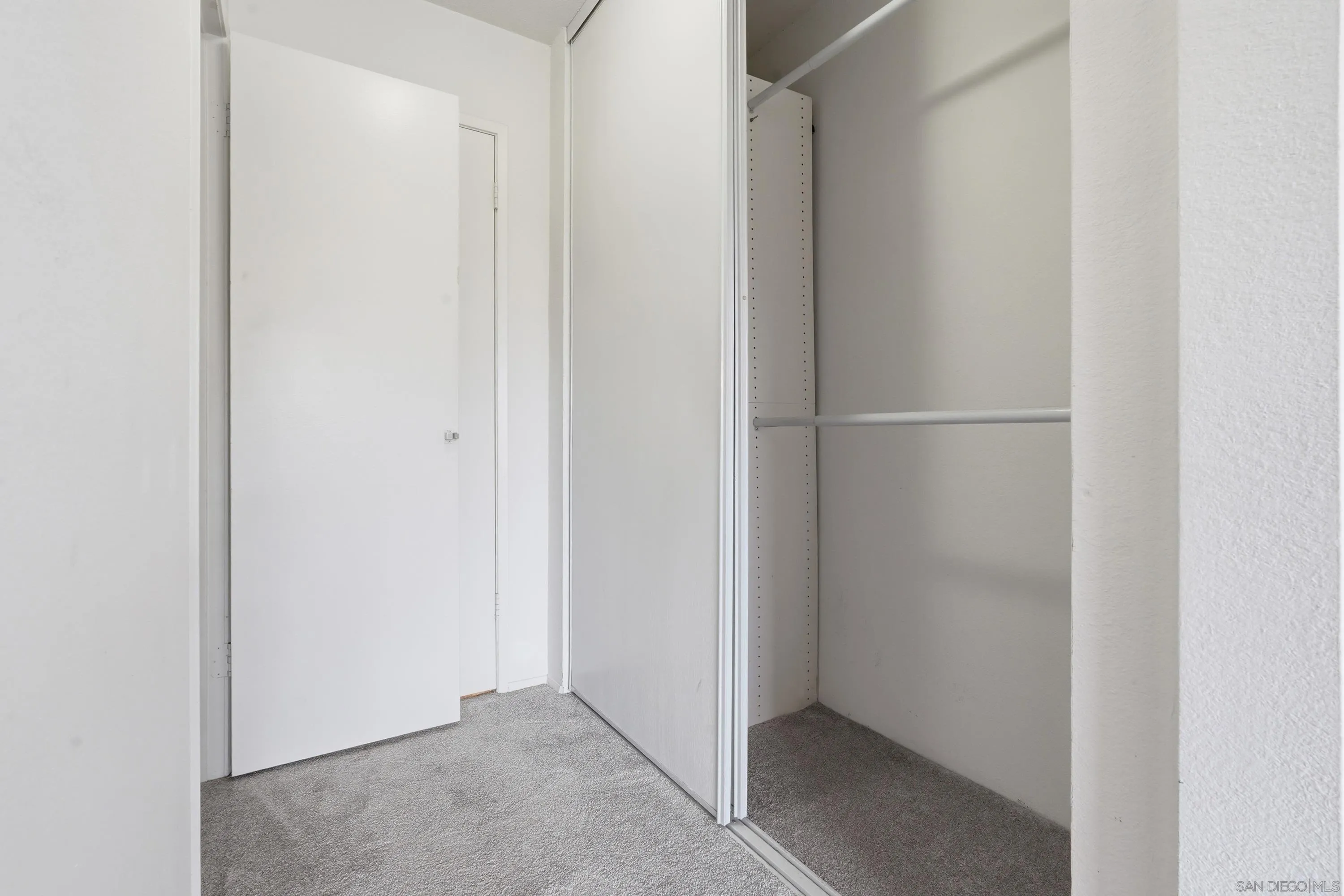 https://cdn.realtyfeed.com/cdn/127/260011404/65ab59ae78e40eba17ac8e1e0e794afa.webp