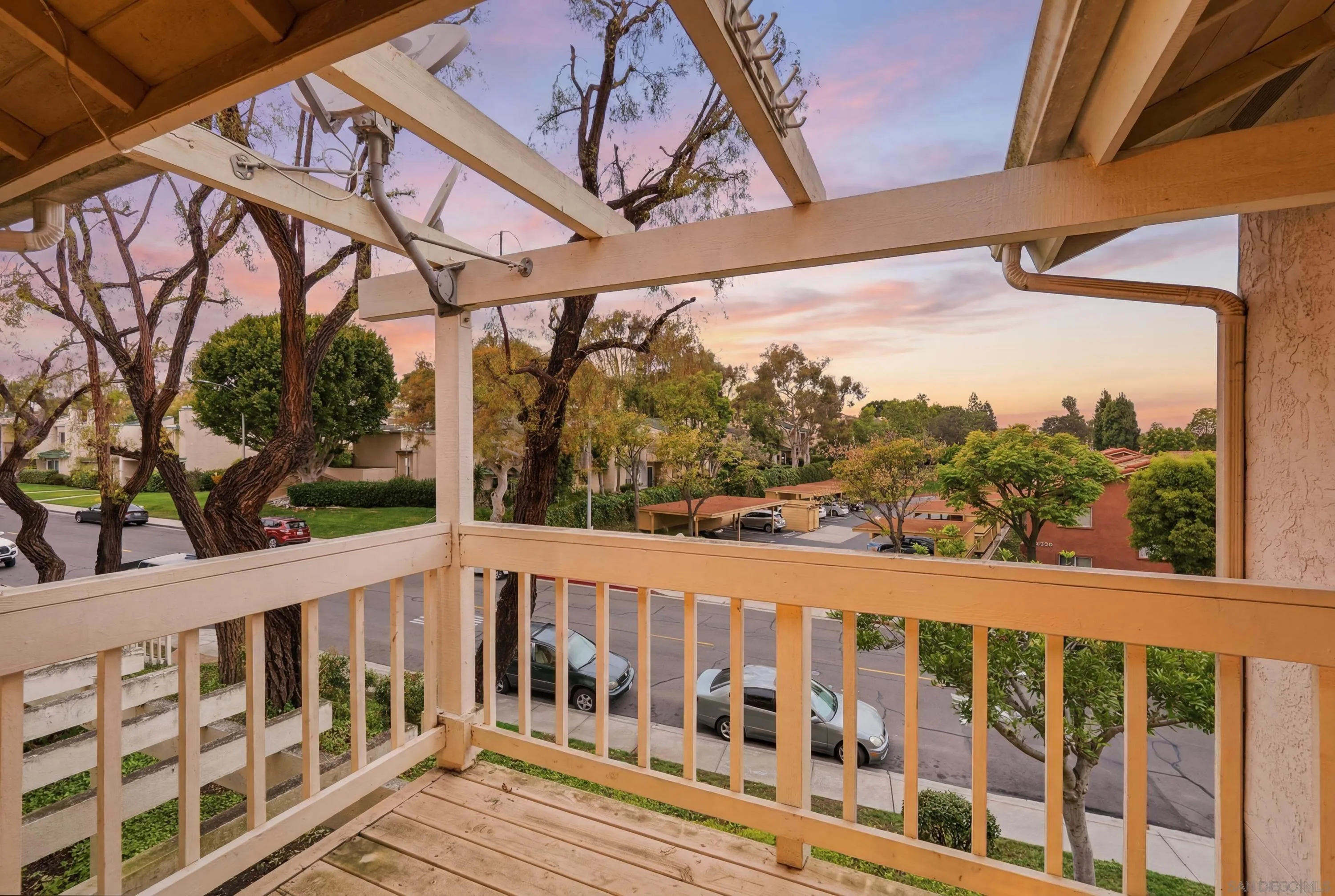 https://cdn.realtyfeed.com/cdn/127/260011404/e34894f35756ea3d641b7e9281ed7494.webp