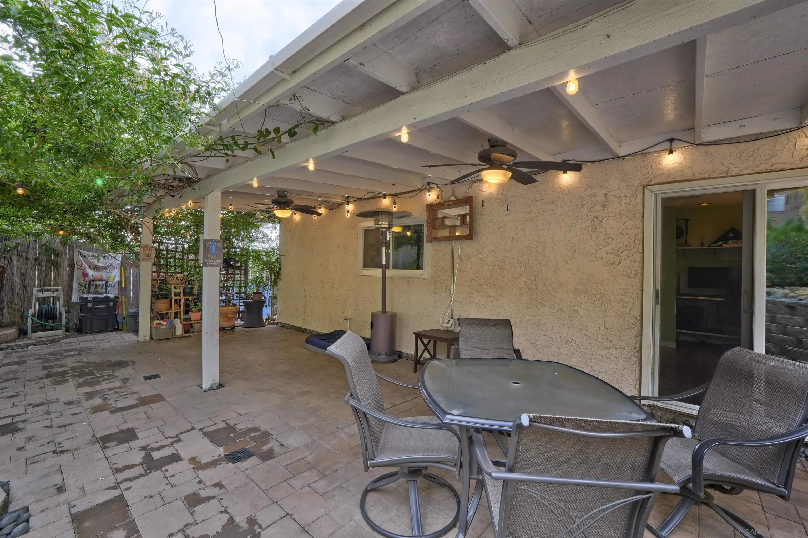 https://cdn.realtyfeed.com/cdn/127/260011405/d82e5d1811c3abe4aa29727236ccaa49.webp