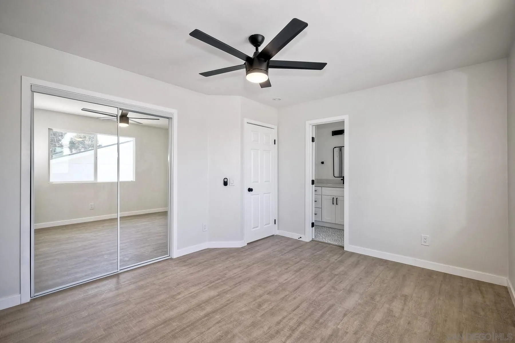Photo #16: 260011406 Listing: Photo #16