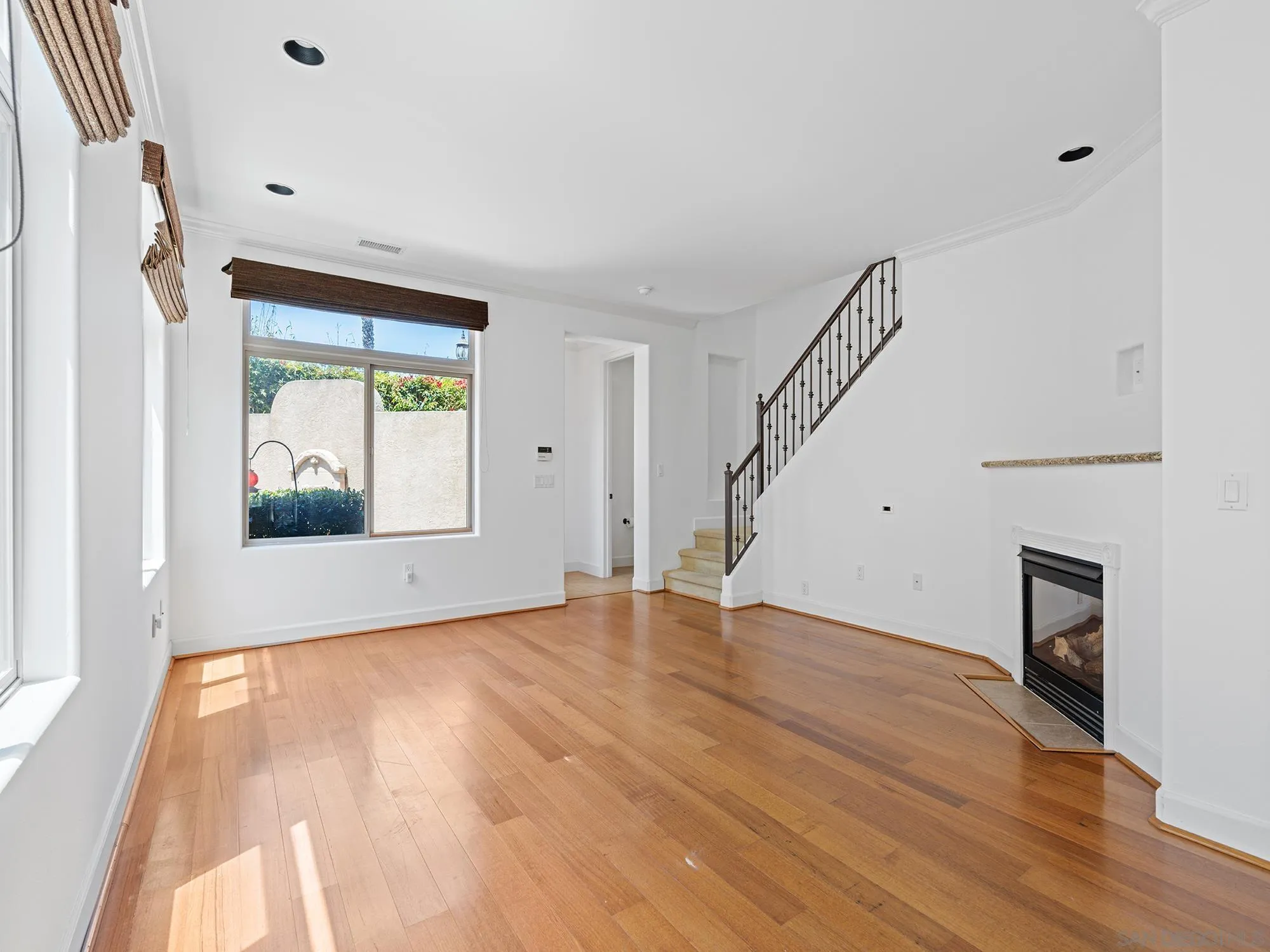 Photo #6: 260011407 Listing: Photo #6
