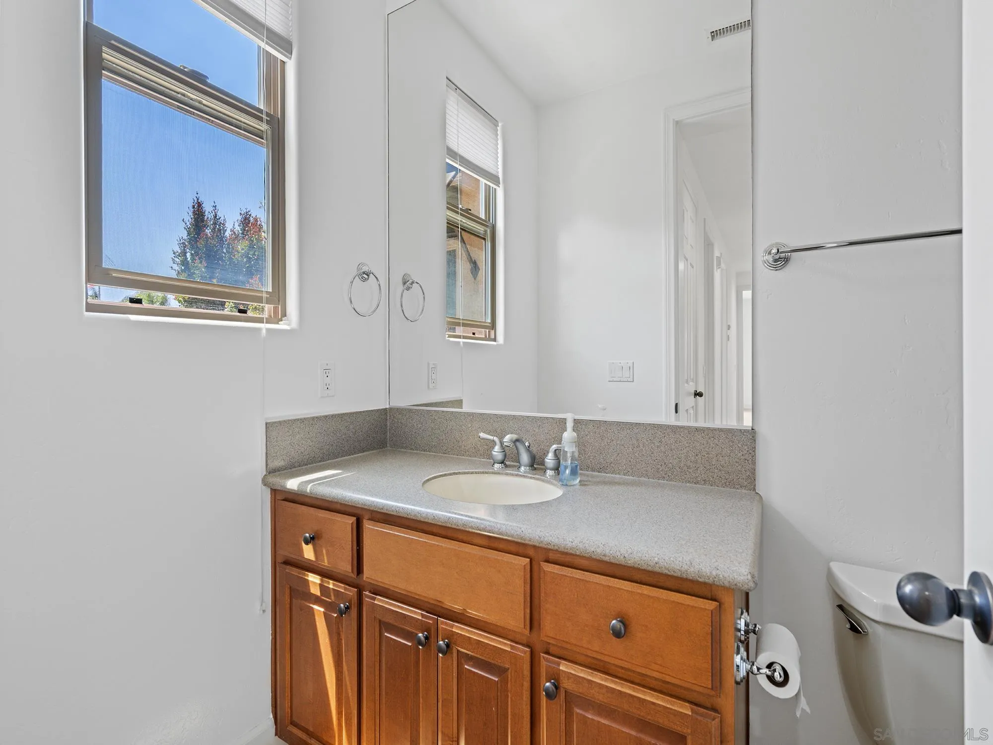 Photo #20: 260011407 Listing: Photo #20