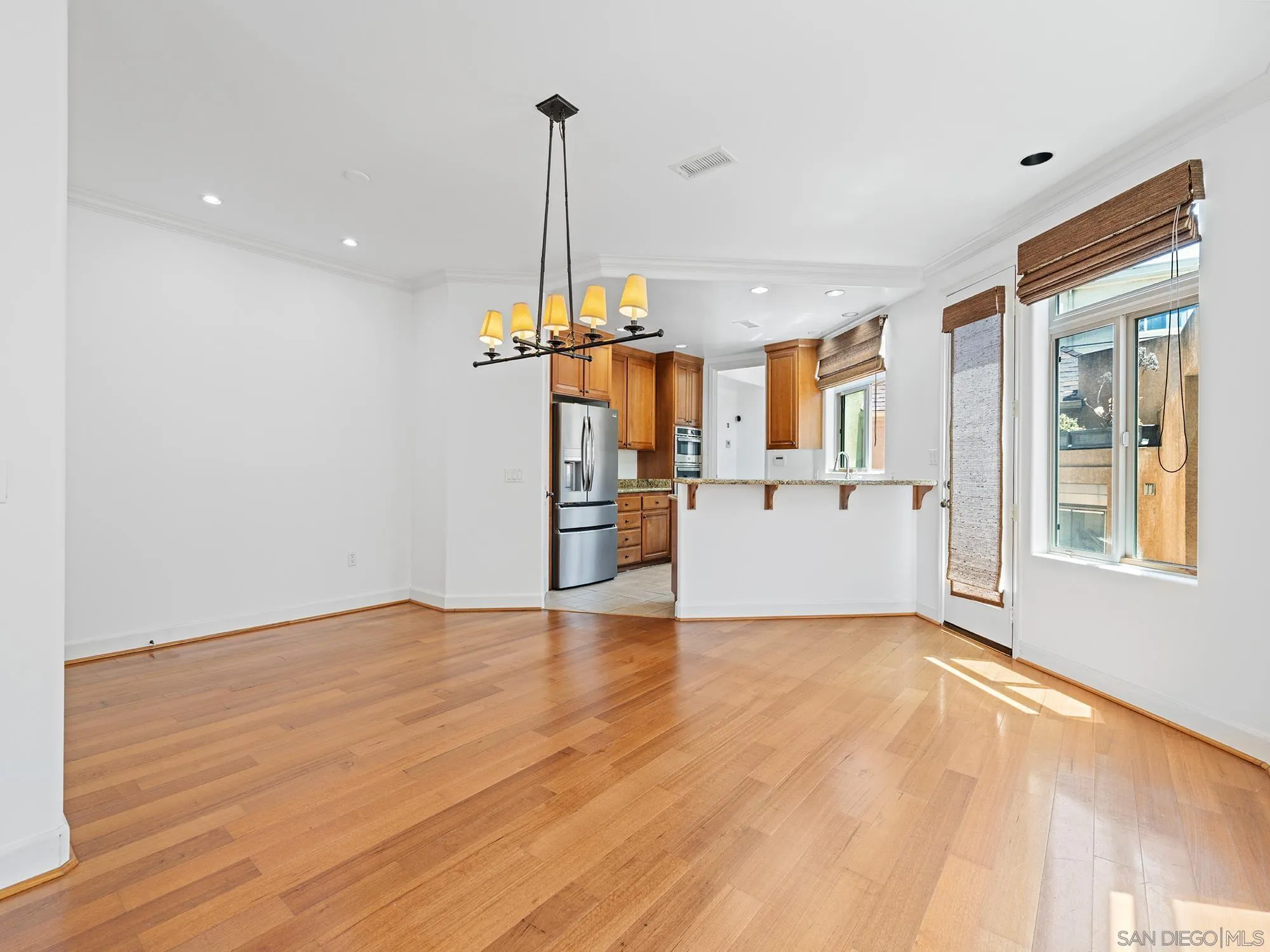 Photo #7: 260011407 Listing: Photo #7