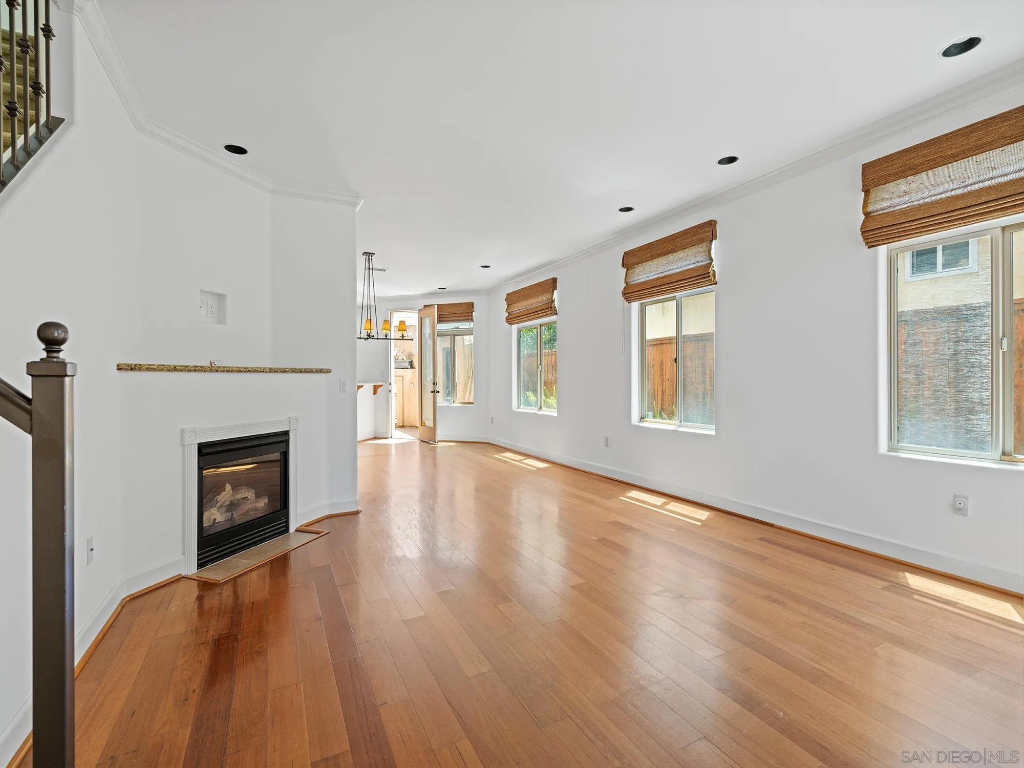 Photo #5: 260011407 Listing: Photo #5
