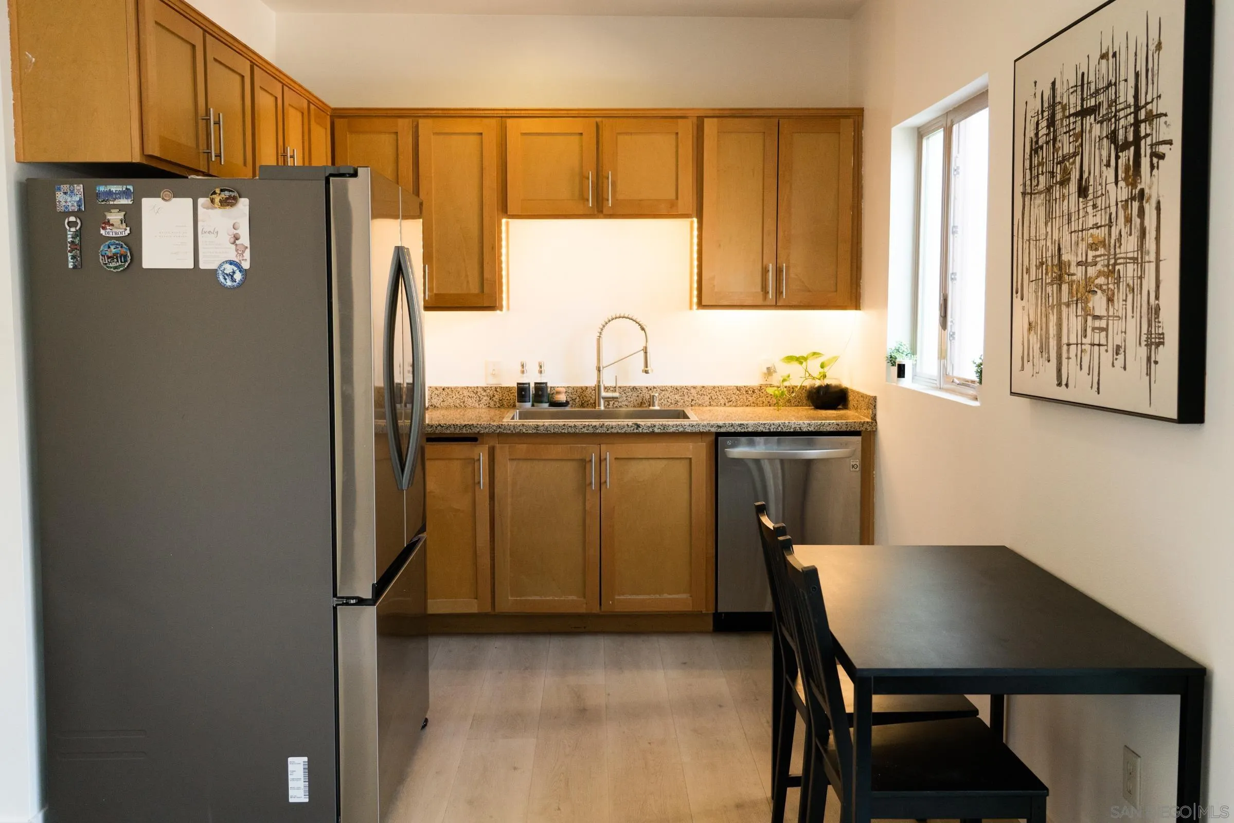Photo #6: 260011408 Listing: Photo #6