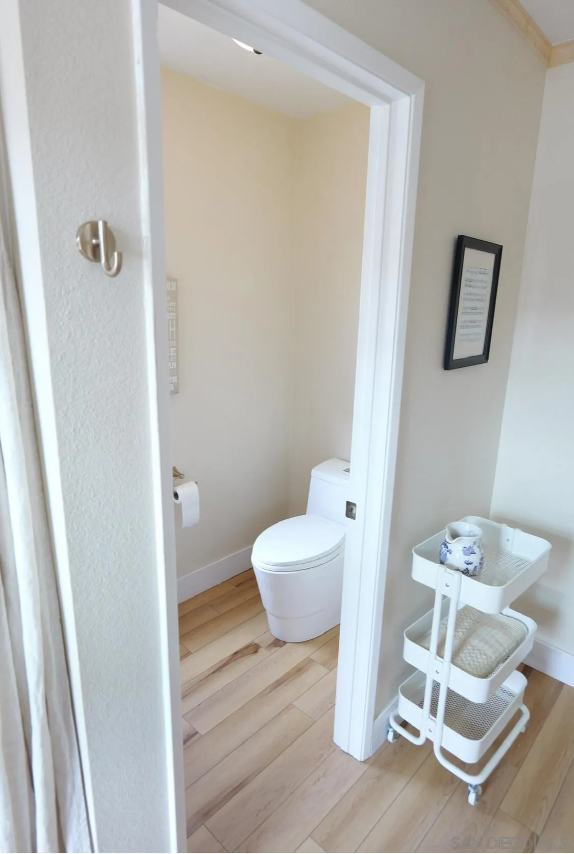 https://cdn.realtyfeed.com/cdn/127/260011410/038d8fdf3d64a932682256667b7d30c0.webp