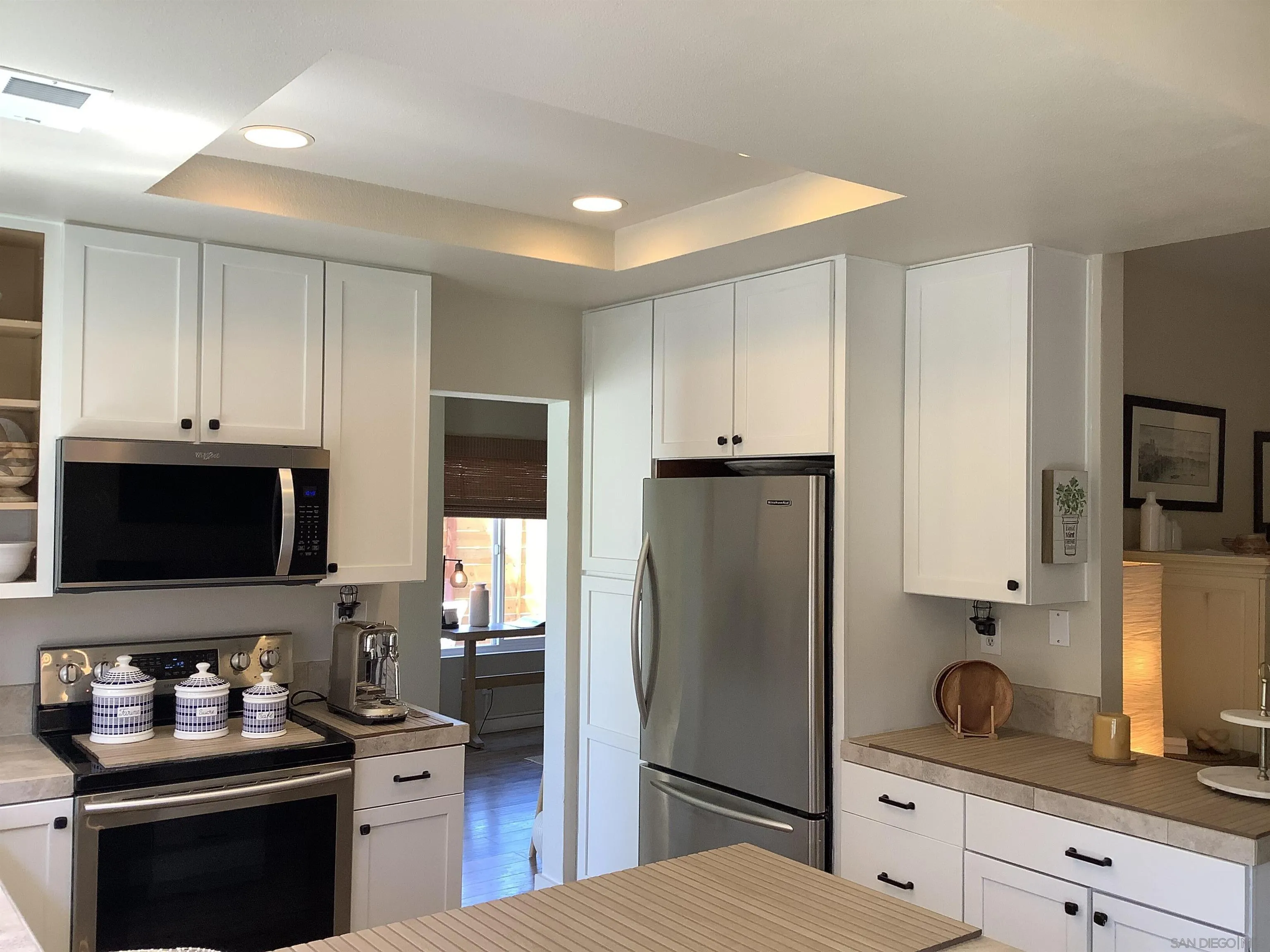 https://cdn.realtyfeed.com/cdn/127/260011410/40f41ad12e0dacb073a1f9ce32ac7d6d.webp