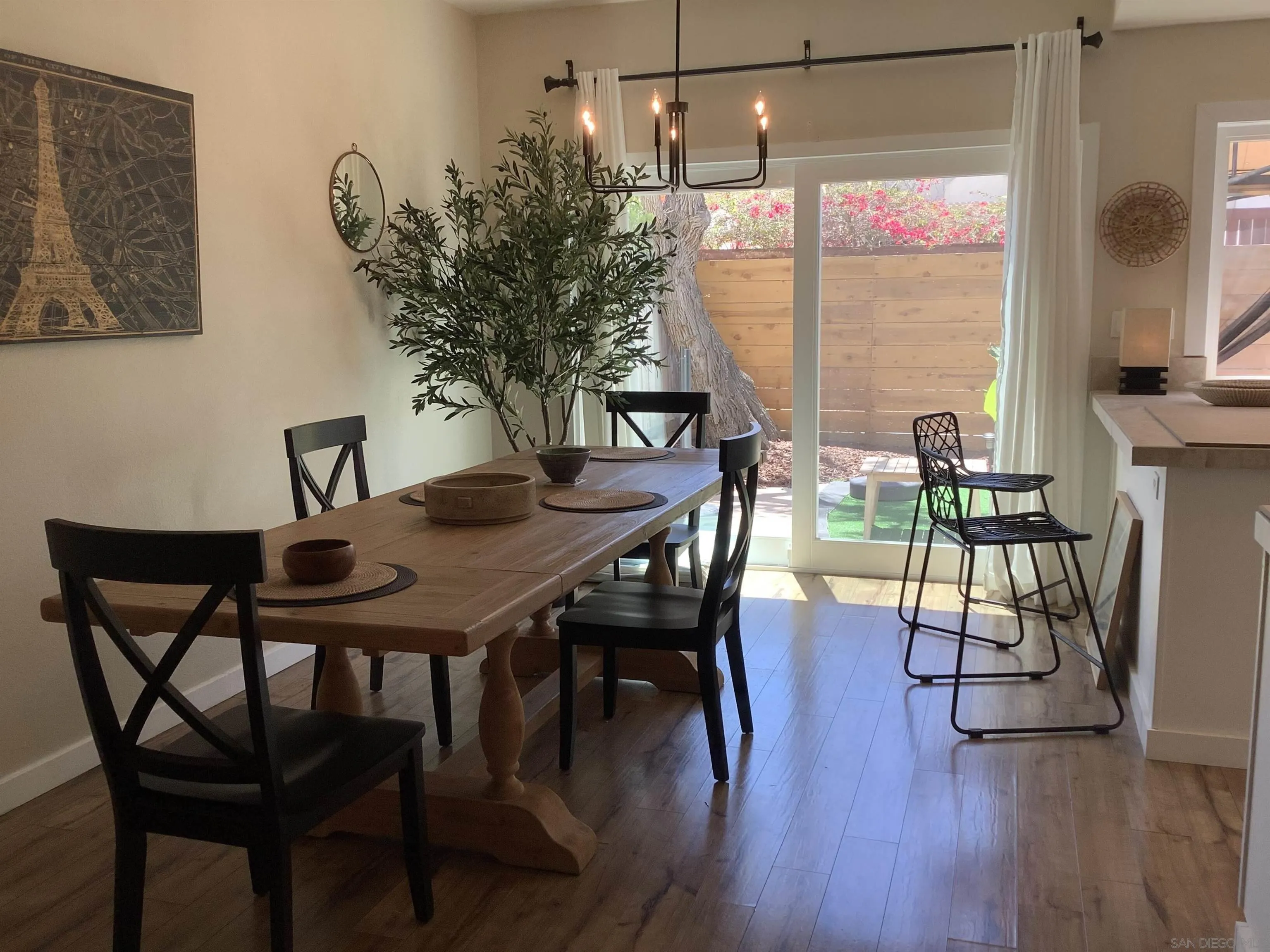 https://cdn.realtyfeed.com/cdn/127/260011410/4bbd47b221eb0d63f64096b063575ddf.webp