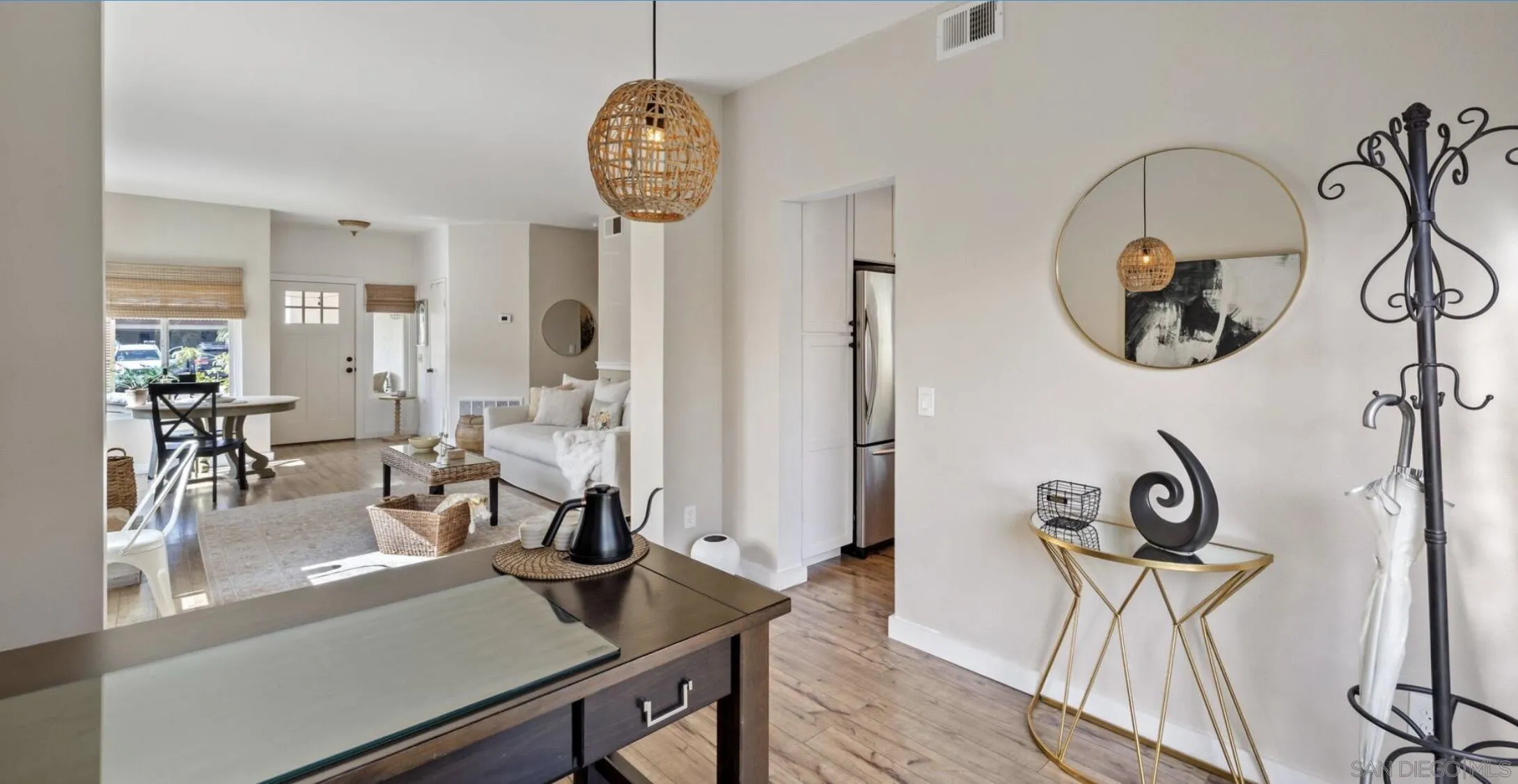 https://cdn.realtyfeed.com/cdn/127/260011410/a183af15931d84be989f4d690018e9b2.webp