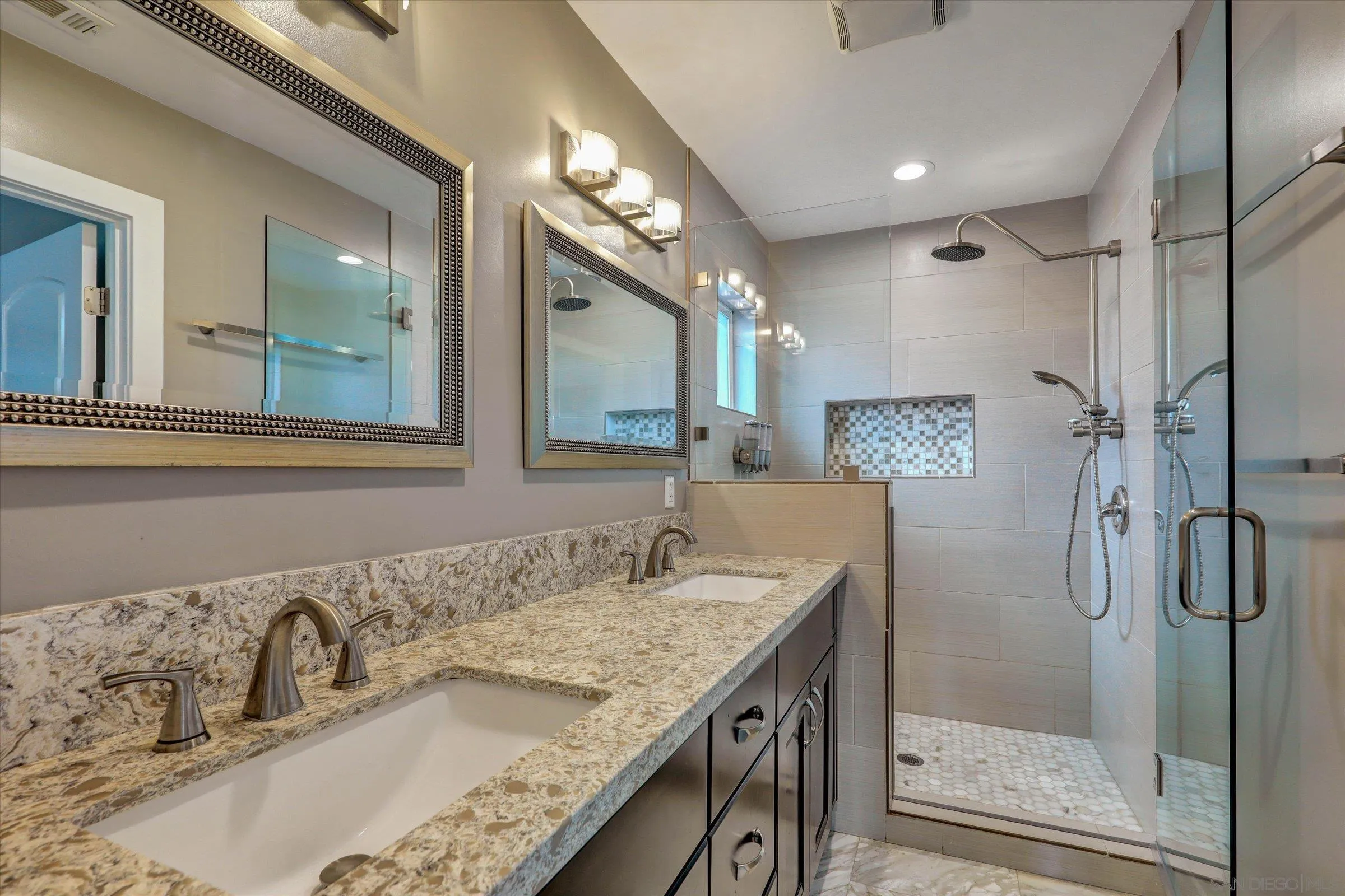 https://cdn.realtyfeed.com/cdn/127/260011412/29551f45991ef9f1d4d59ccf6b5e79d9.webp