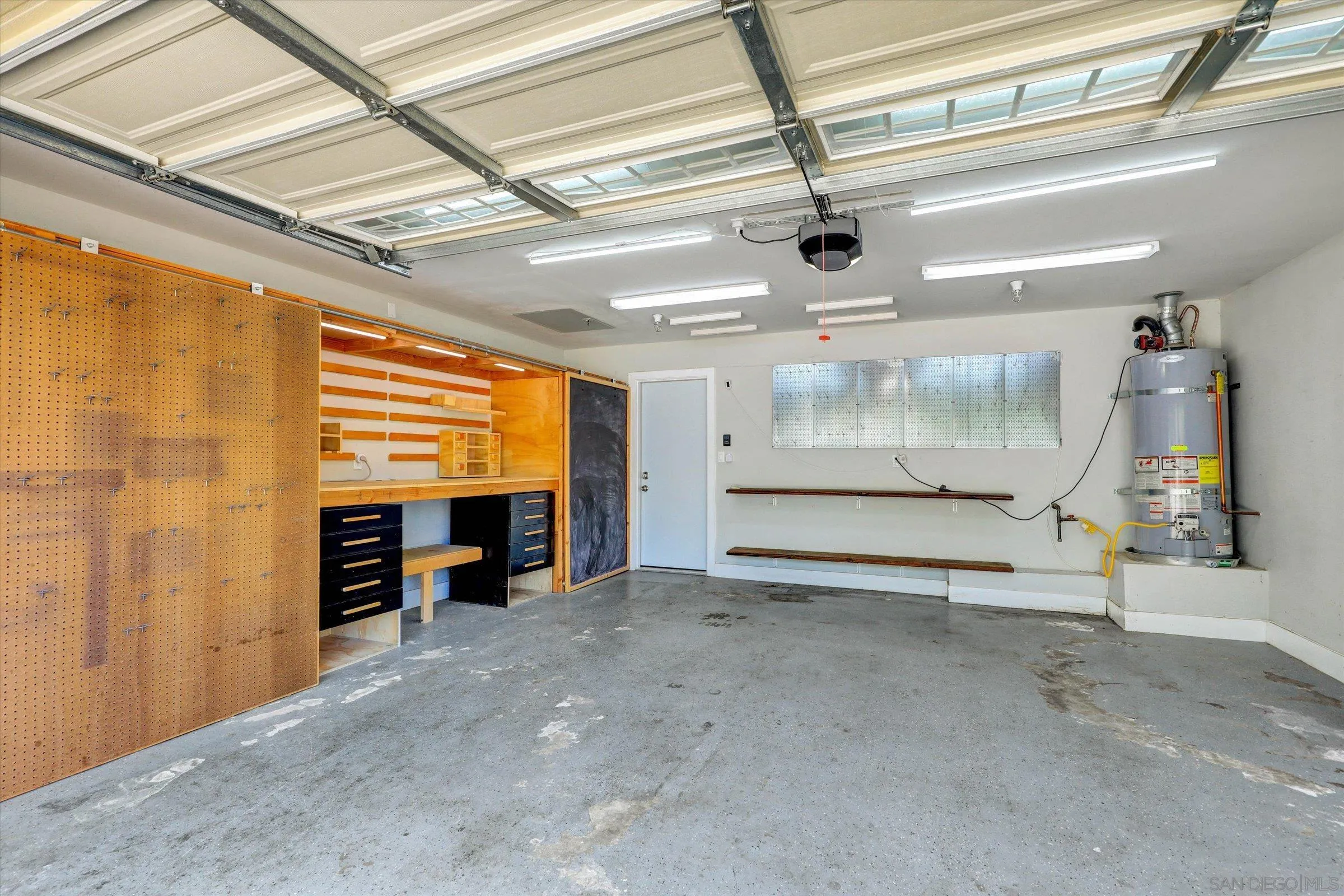 https://cdn.realtyfeed.com/cdn/127/260011412/3e1c862d42263af7bf5ff8ec78012e4f.webp
