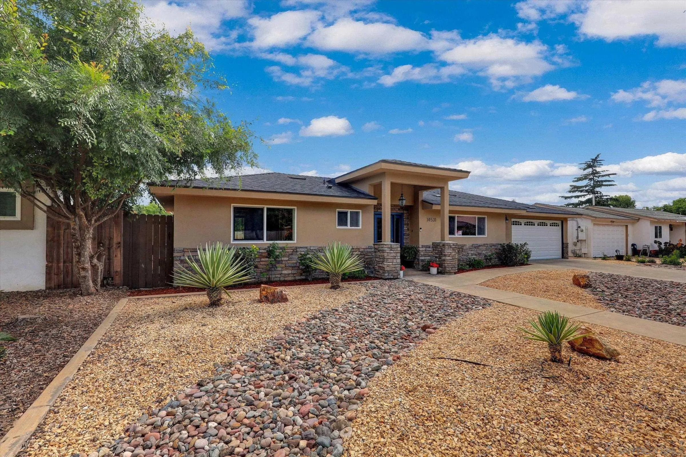 https://cdn.realtyfeed.com/cdn/127/260011412/6945948de14c9f94bd2ab4b5e7230408.webp