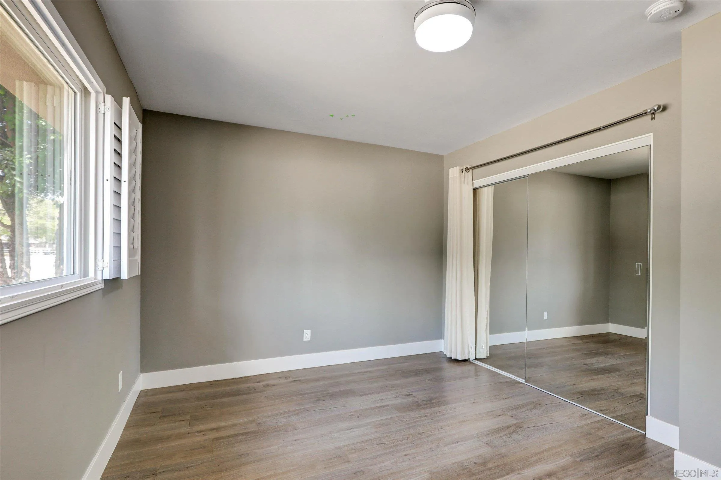 https://cdn.realtyfeed.com/cdn/127/260011412/84aba4aedf40c7f20ac6ad7d1493a21b.webp
