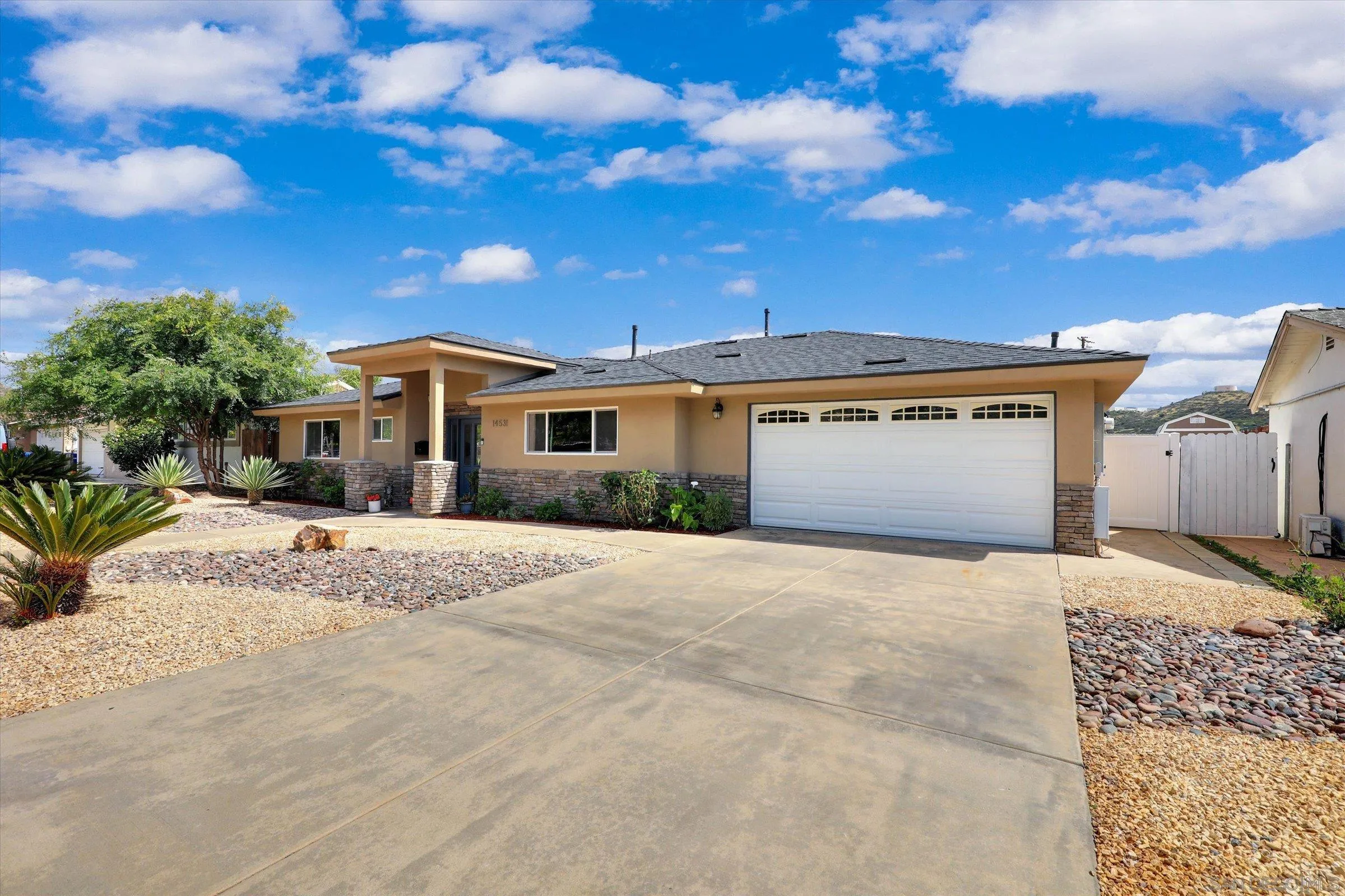 https://cdn.realtyfeed.com/cdn/127/260011412/8f208ff334de5aefcbaac623480d7b68.webp