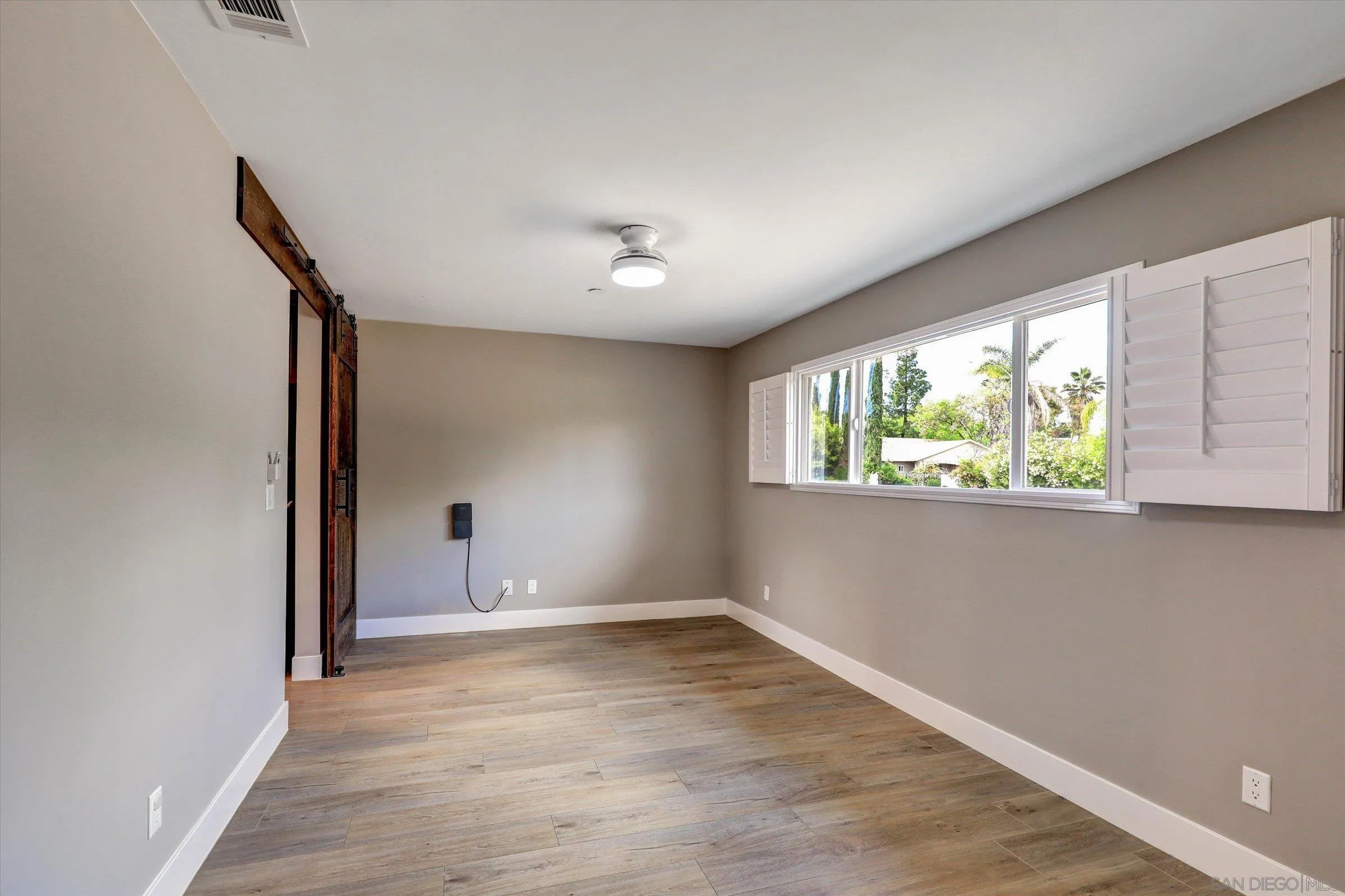 https://cdn.realtyfeed.com/cdn/127/260011412/95d452c7e360f48fb7feb310e6c5c07a.webp