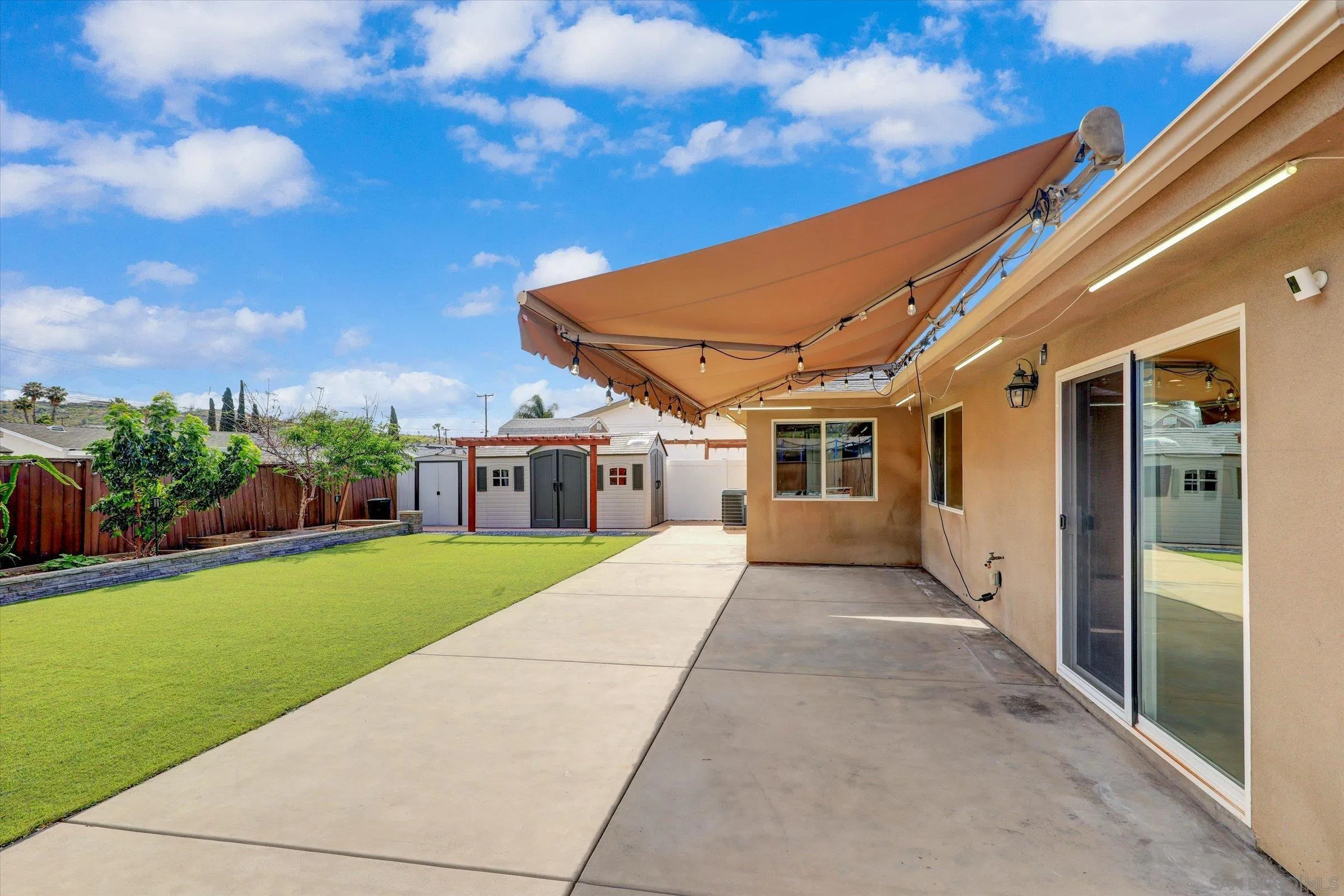https://cdn.realtyfeed.com/cdn/127/260011412/a2e8427bbef1c704165f14474b88fd69.webp