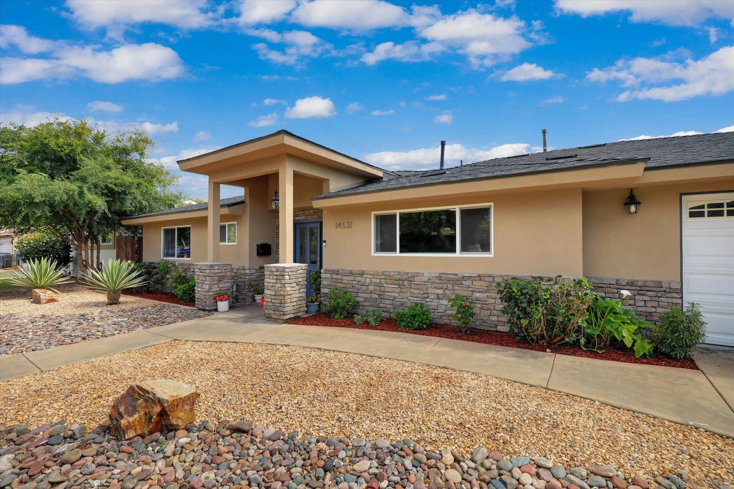 https://cdn.realtyfeed.com/cdn/127/260011412/d49b517d03c6b8a50a154ba00fffde8a.webp
