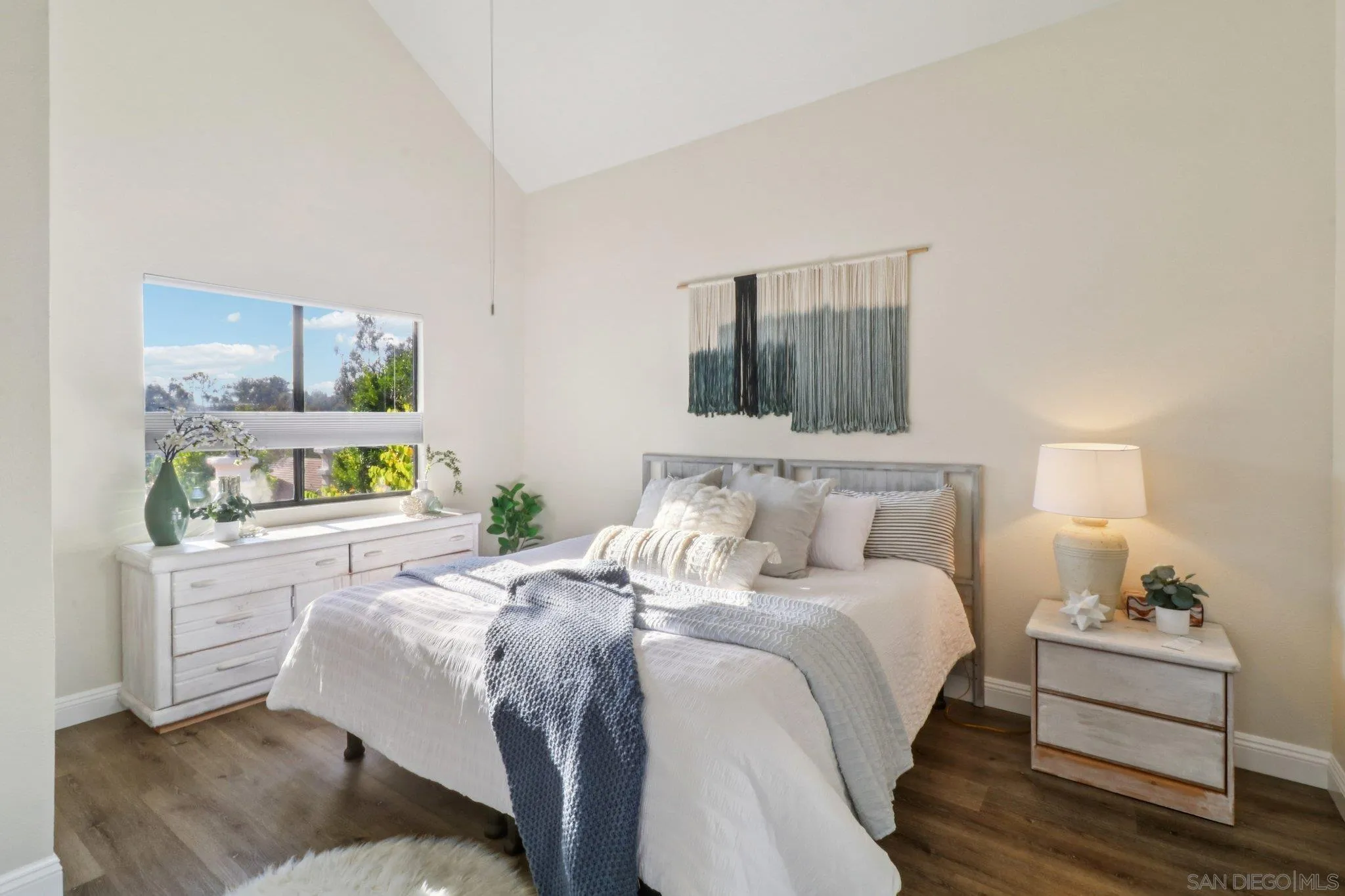 https://cdn.realtyfeed.com/cdn/127/260011418/7fefc5193a5f31df5f3ec17108369acc.webp