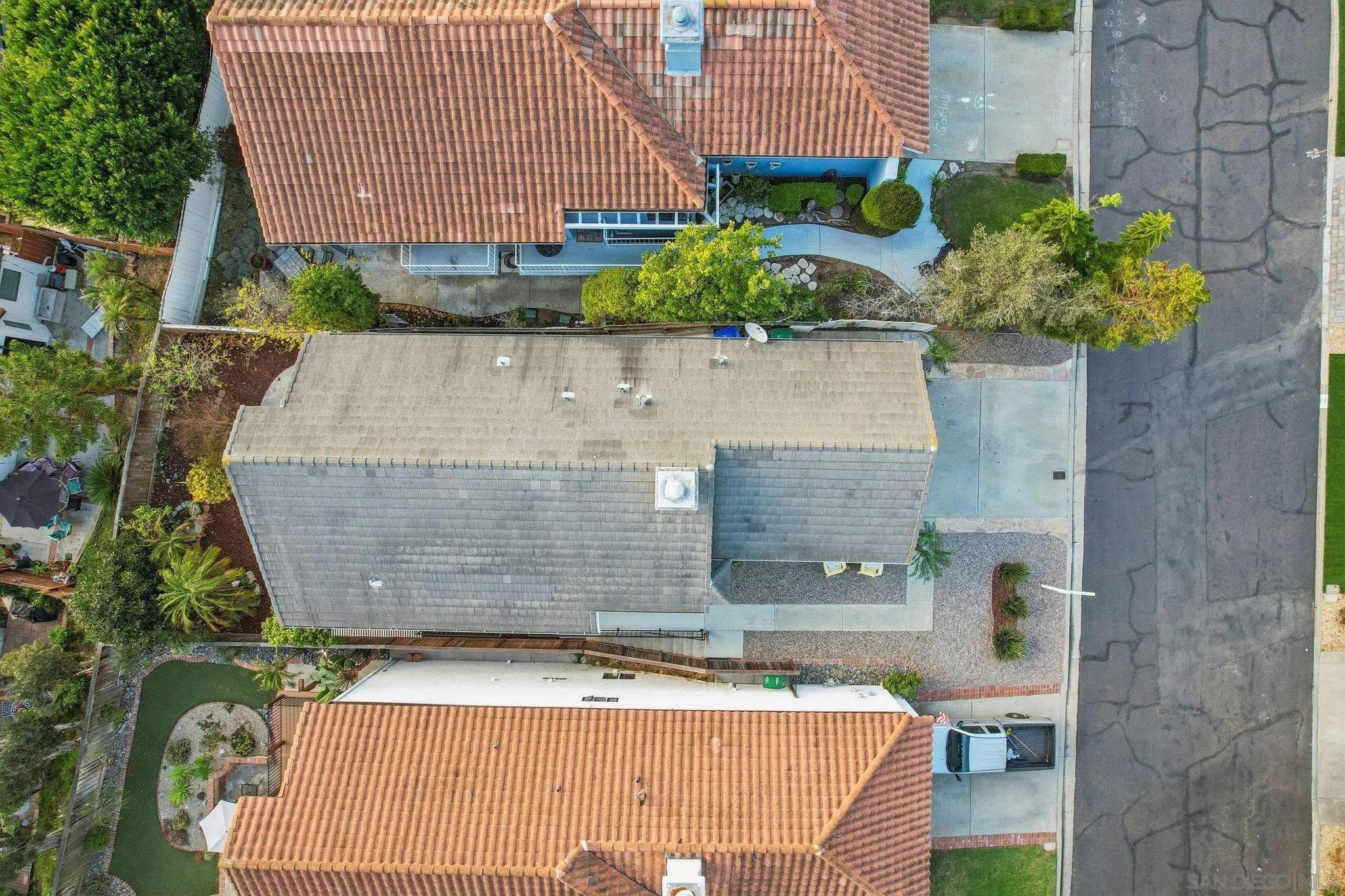https://cdn.realtyfeed.com/cdn/127/260011418/85e1b598c32e51a79ba7577f2192877f.webp