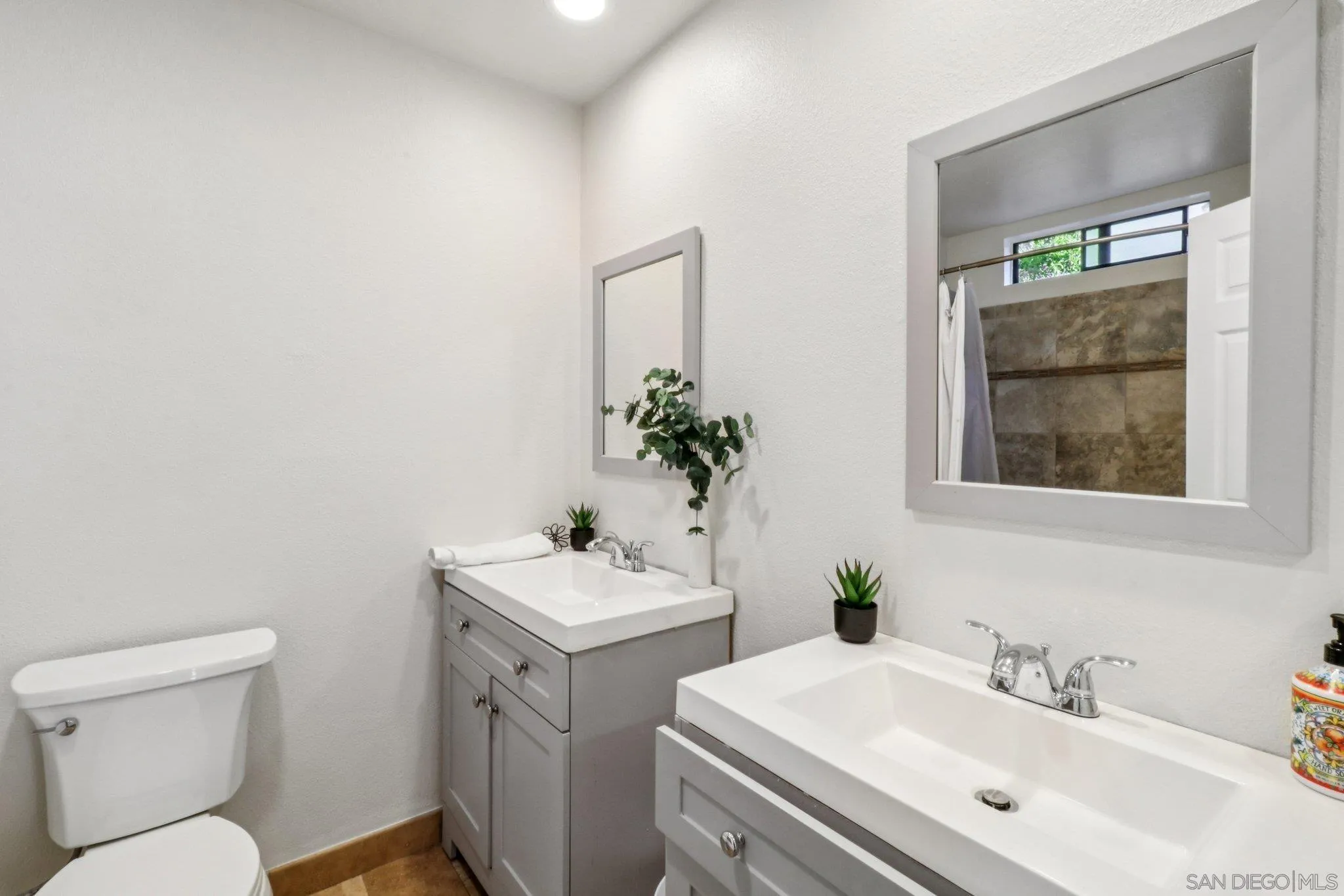 https://cdn.realtyfeed.com/cdn/127/260011418/a31d3a0899f5c21a4fa0fd2bc870122b.webp