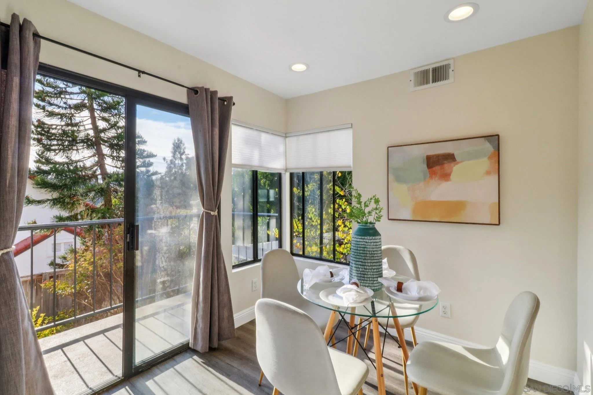 https://cdn.realtyfeed.com/cdn/127/260011418/a4e6c54e5f80fe386c870431e24d50bd.webp