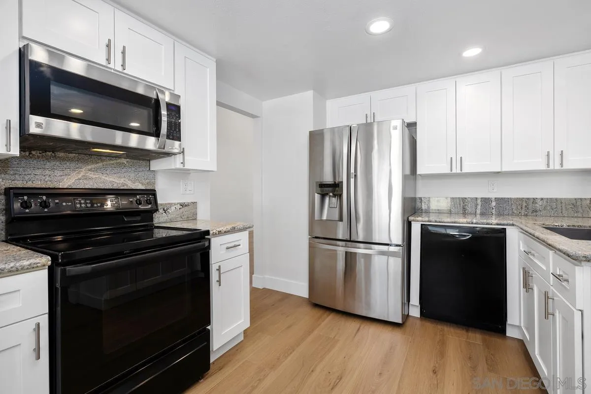 https://cdn.realtyfeed.com/cdn/127/260011419/b89fa470bdb87bdabb79426f26794d9d.webp
