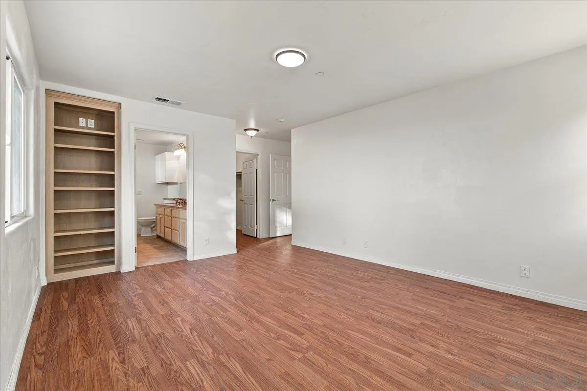 https://cdn.realtyfeed.com/cdn/127/260011422/06d98dbb298e2a3418a18653ffe4a55d.webp