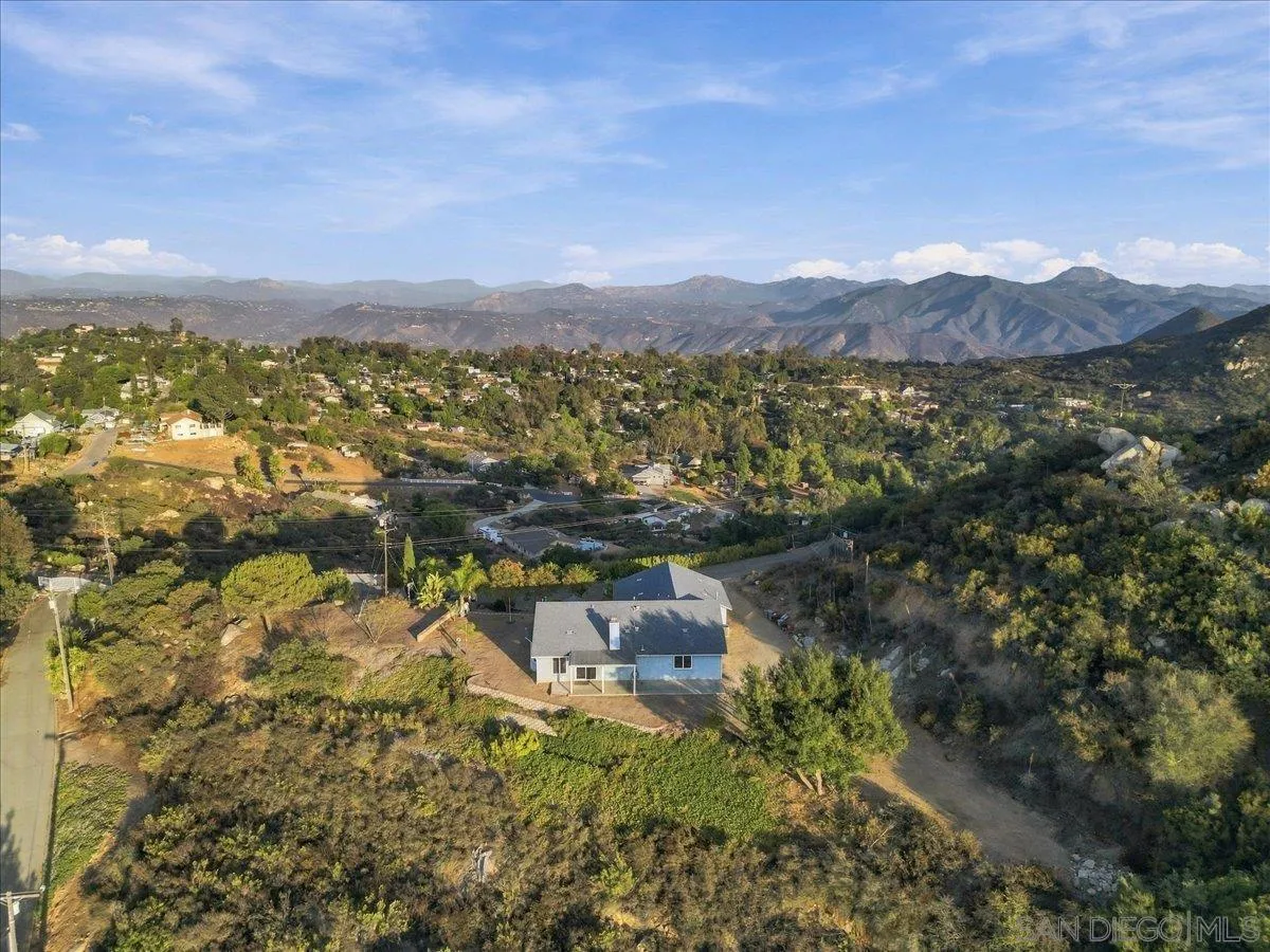 https://cdn.realtyfeed.com/cdn/127/260011422/5774f2e8239707430ad50a909655d1dd.webp