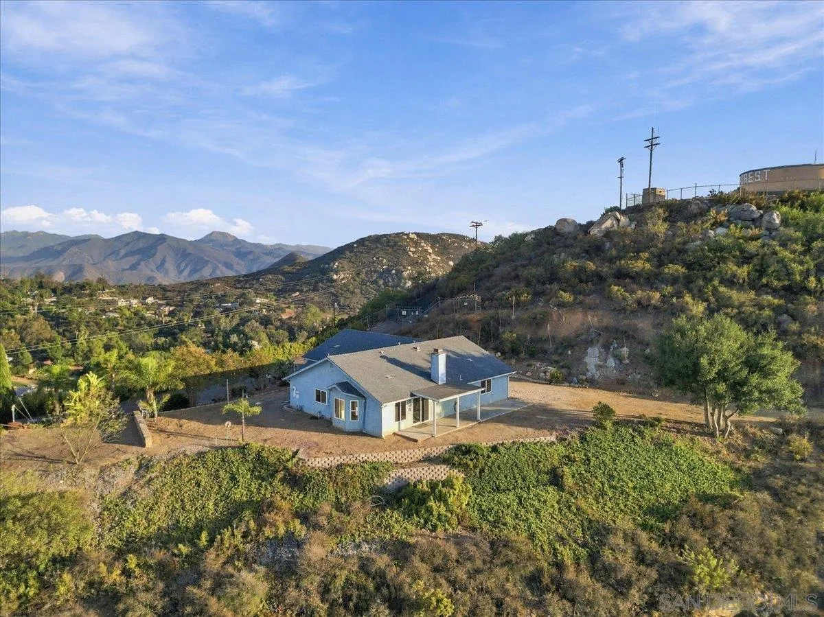 https://cdn.realtyfeed.com/cdn/127/260011422/c9cdb319ae463b3e1118163c112da350.webp