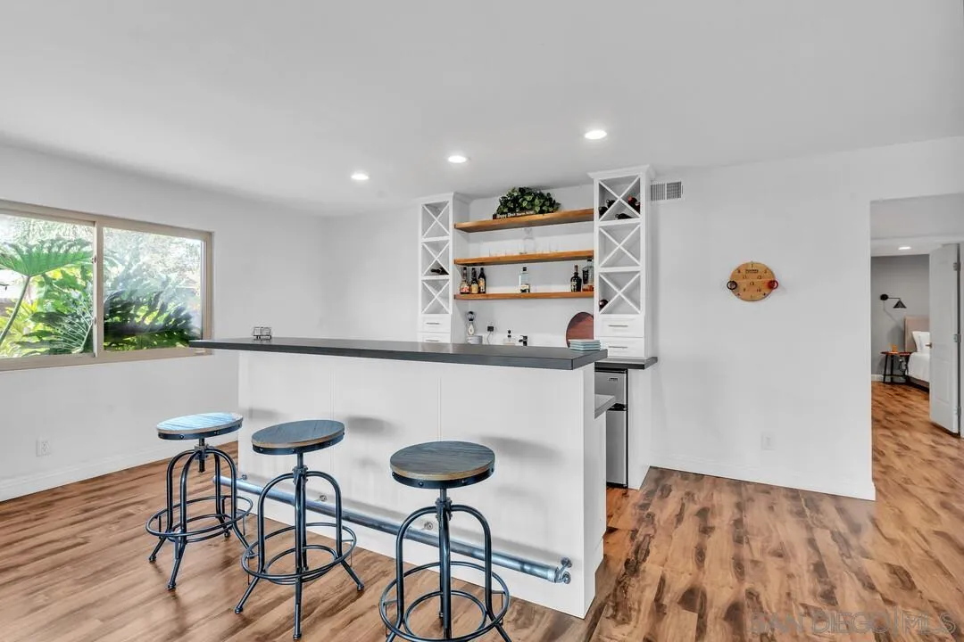 https://cdn.realtyfeed.com/cdn/127/260011423/c83d1c8b6488d6b7fba09bbd7fc57787.webp