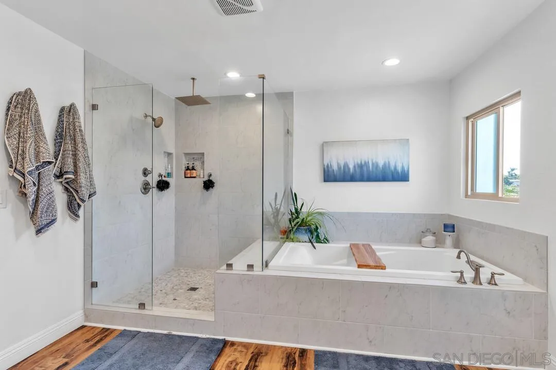 https://cdn.realtyfeed.com/cdn/127/260011423/ed495983cd6716af9a740d01479adcab.webp