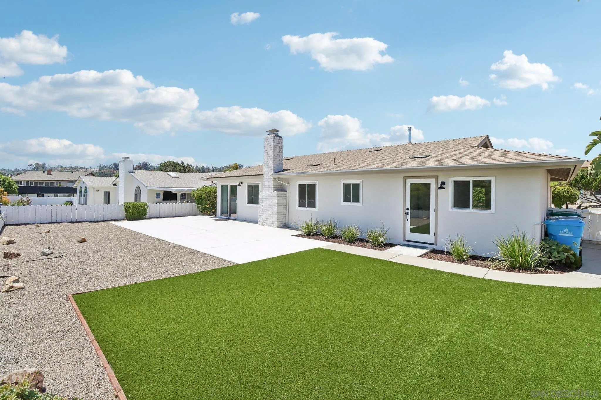 https://cdn.realtyfeed.com/cdn/127/260011424/0014467e55a338889130aa3359c8bd7d.webp