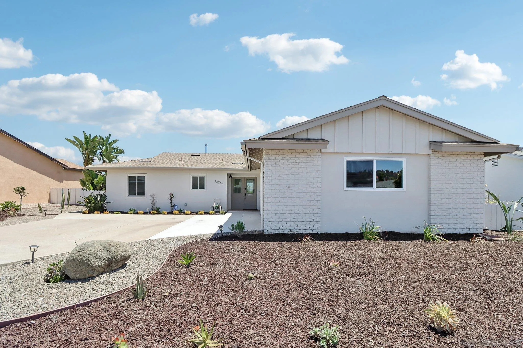 https://cdn.realtyfeed.com/cdn/127/260011424/a34fd4776da13b1c75b653d4dbd93dae.webp