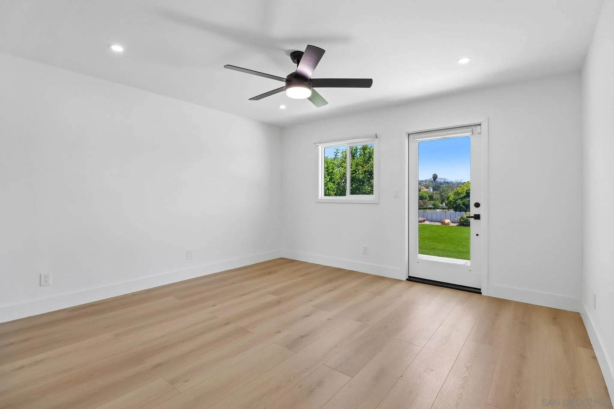 https://cdn.realtyfeed.com/cdn/127/260011424/a488c860c7f73454970bce522077572f.webp