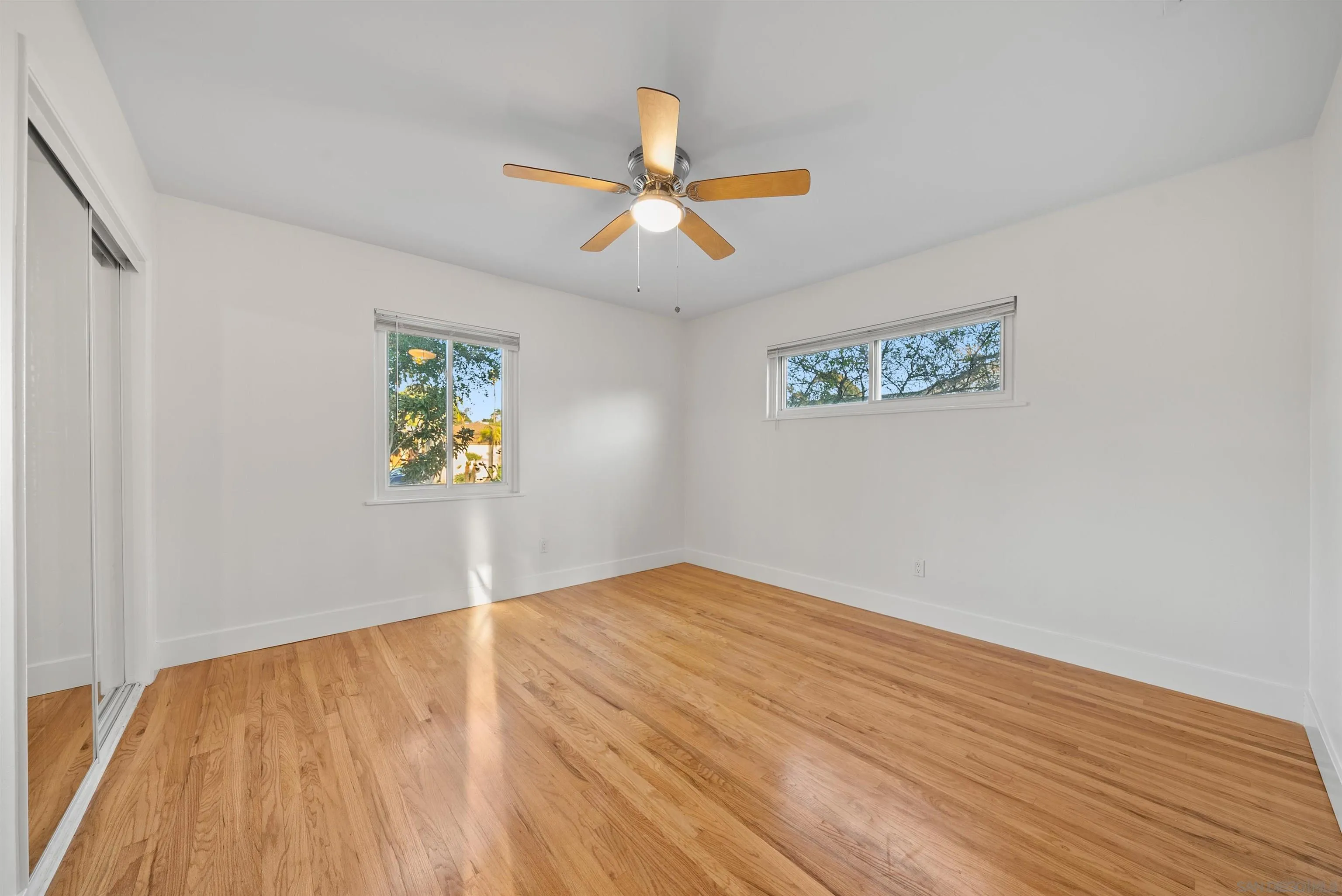 https://cdn.realtyfeed.com/cdn/127/260011426/180bb710fee49d20c6071edc0b789184.webp