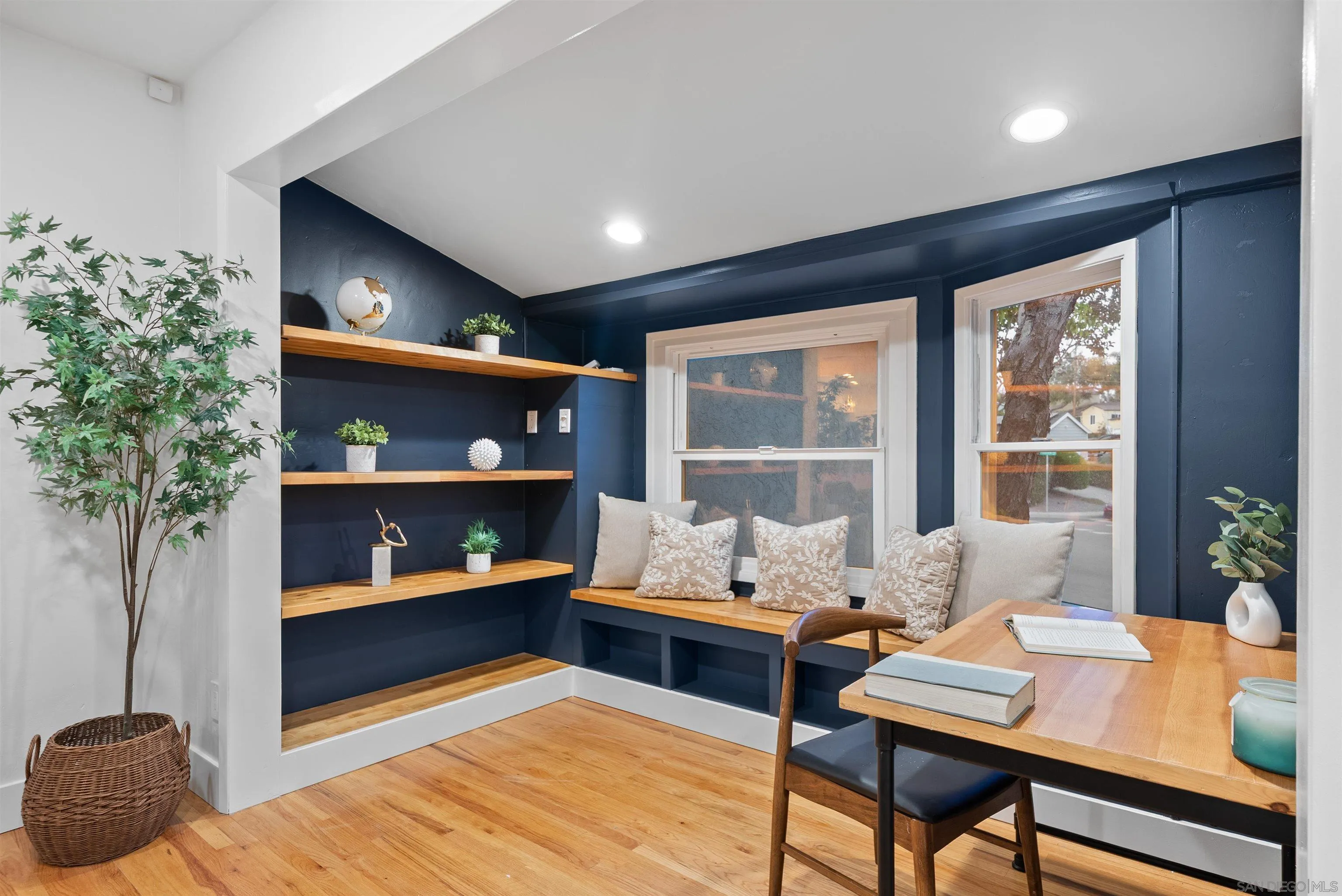https://cdn.realtyfeed.com/cdn/127/260011426/1c60f6c91357757431cb139a92ceb463.webp