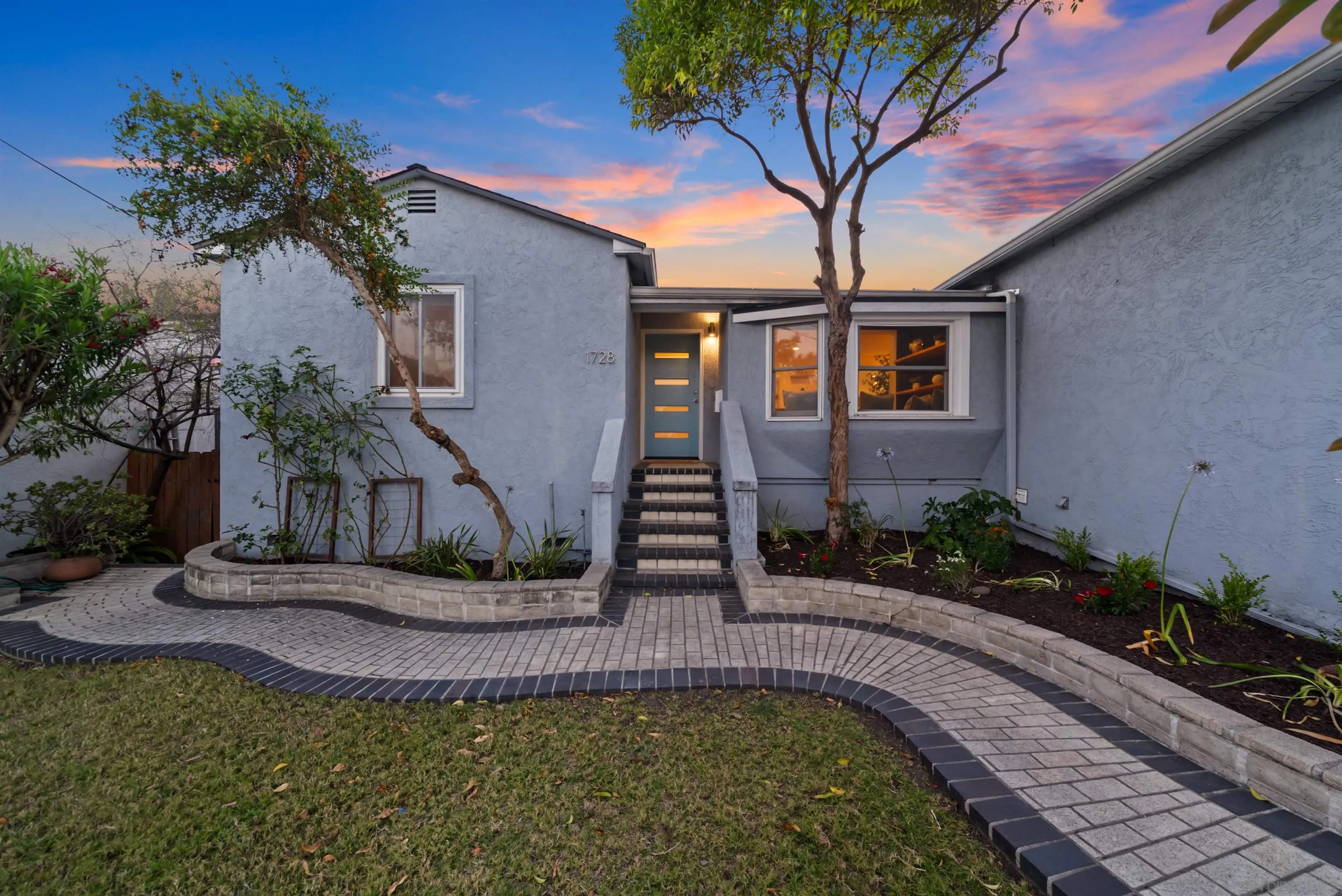 https://cdn.realtyfeed.com/cdn/127/260011426/aff137fdcddbe9b84db96692e8c5756b.webp