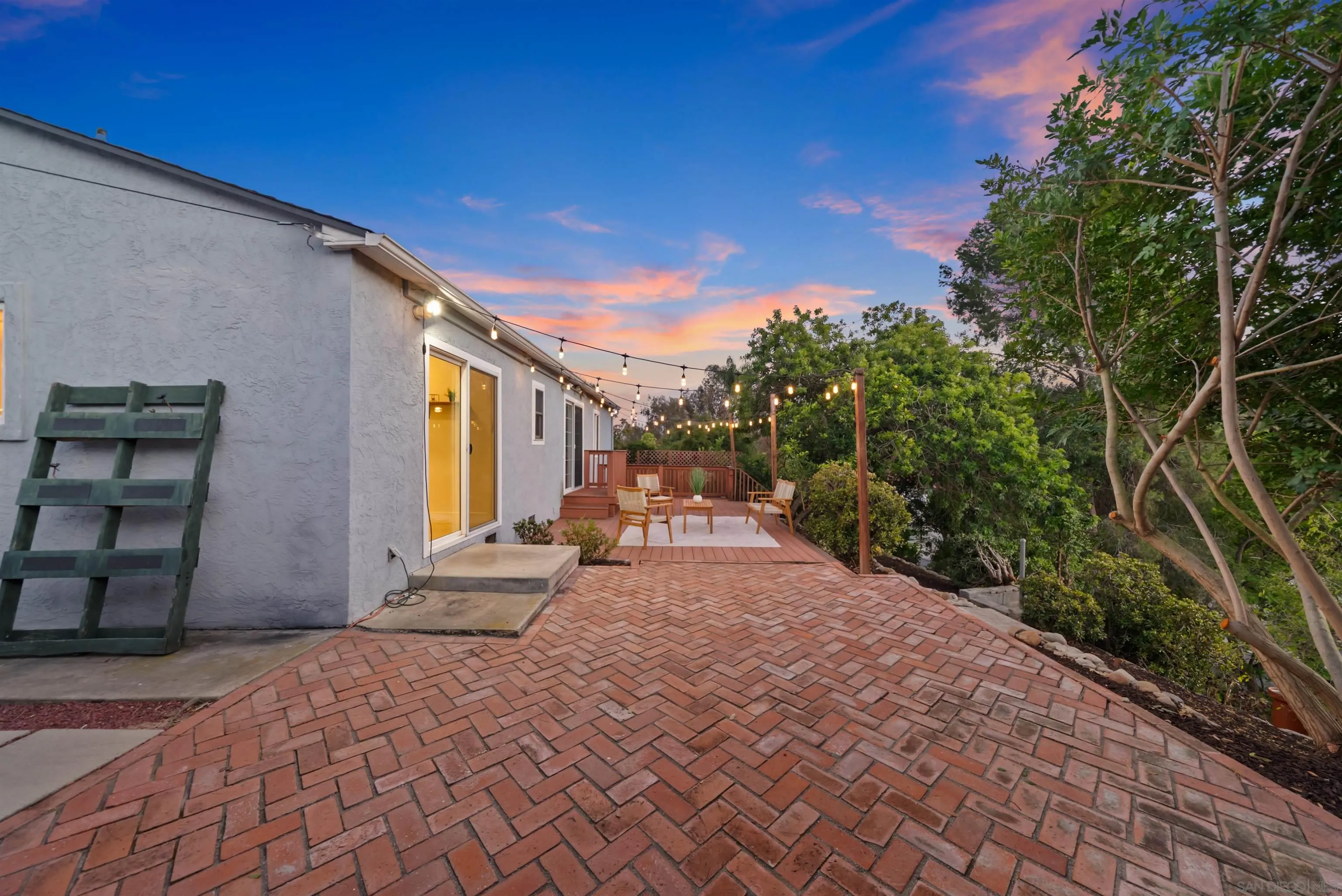 https://cdn.realtyfeed.com/cdn/127/260011426/fe01fb384ee333af16cc34e04a06caa8.webp